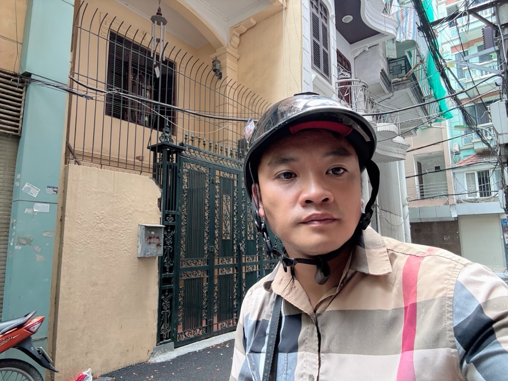 Bán nhà Trần Duy Hưng - diện tích 65m2 7 tầng - Ô TÔ - giá 31,9 tỷ