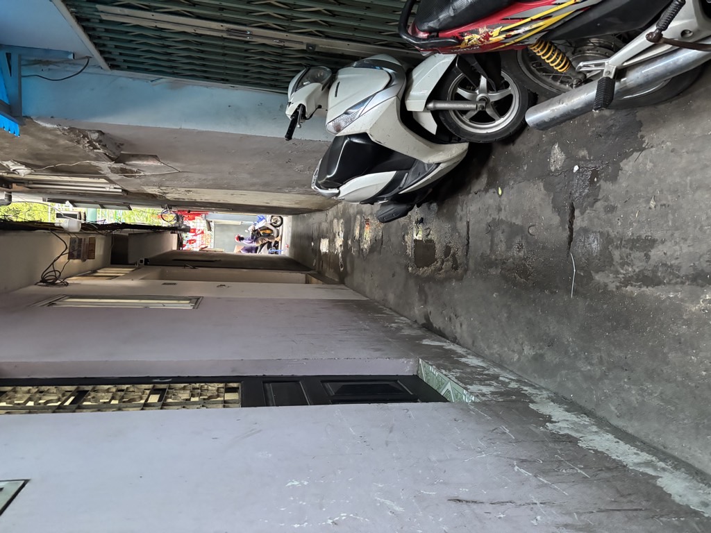 Bán nhà Trại Cá - diện tích 33m2 4 tầng - Nhà dòng tiền - giá 6,9 tỷ