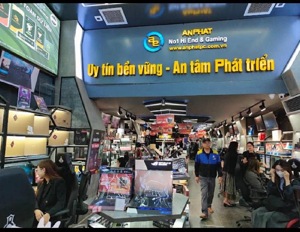 Bán nhà Thái Hà - diện tích 203m2 6 tầng - Mặt phố kinh doanh sầm uất - giá 195 tỷ