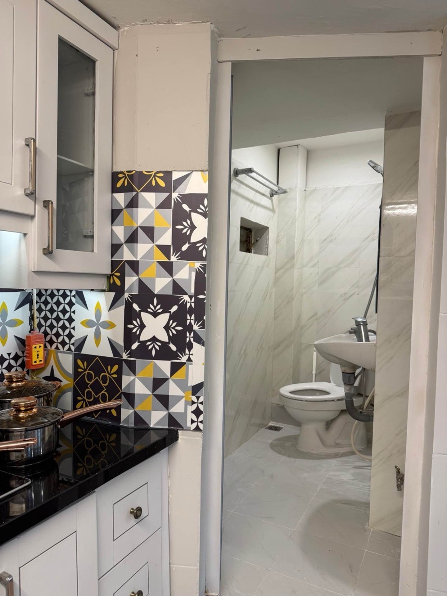 Bán nhà Láng - diện tích 110m2 4 tầng - Lô góc thoáng sáng - giá 4,25 tỷ