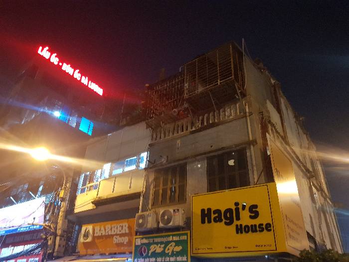 Bán nhà Khương Thượng - diện tích 58.5m2 3 tầng - Lô góc 2 mặt phố - giá 21,6 tỷ