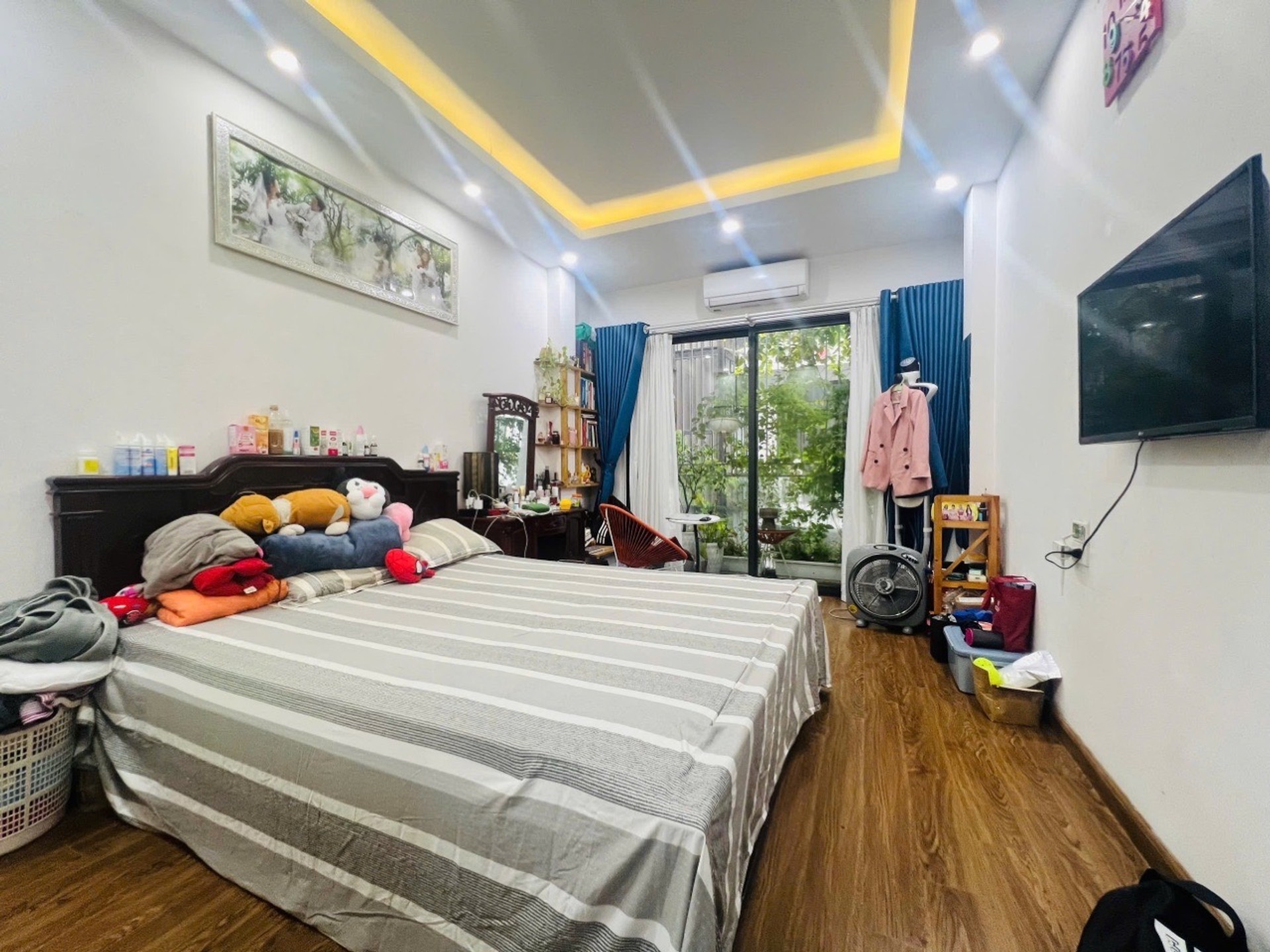 Bán nhà Hai Bà Trưng - diện tích 43m2 4 tầng - Ô TÔ ĐỖ CỬA - giá 13,5 tỷ