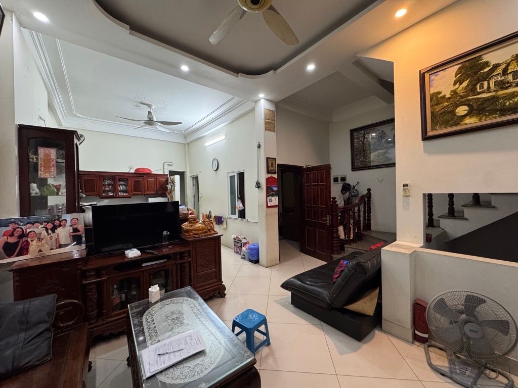 Bán nhà Đê La Thành Nhỏ - diện tích 67.6m2 7 tầng - Kinh doanh đỉnh - giá 39 tỷ