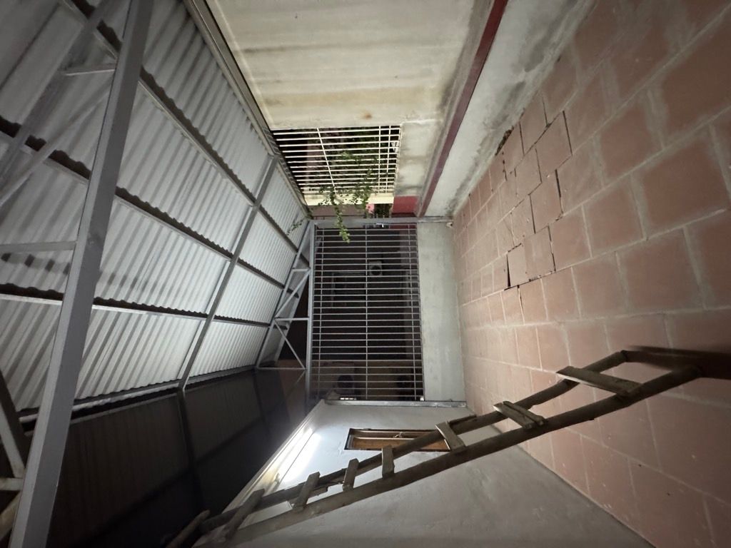 Bán nhà Đê La Thành Nhỏ - diện tích 67.6m2 7 tầng - Kinh doanh đỉnh - giá 39 tỷ