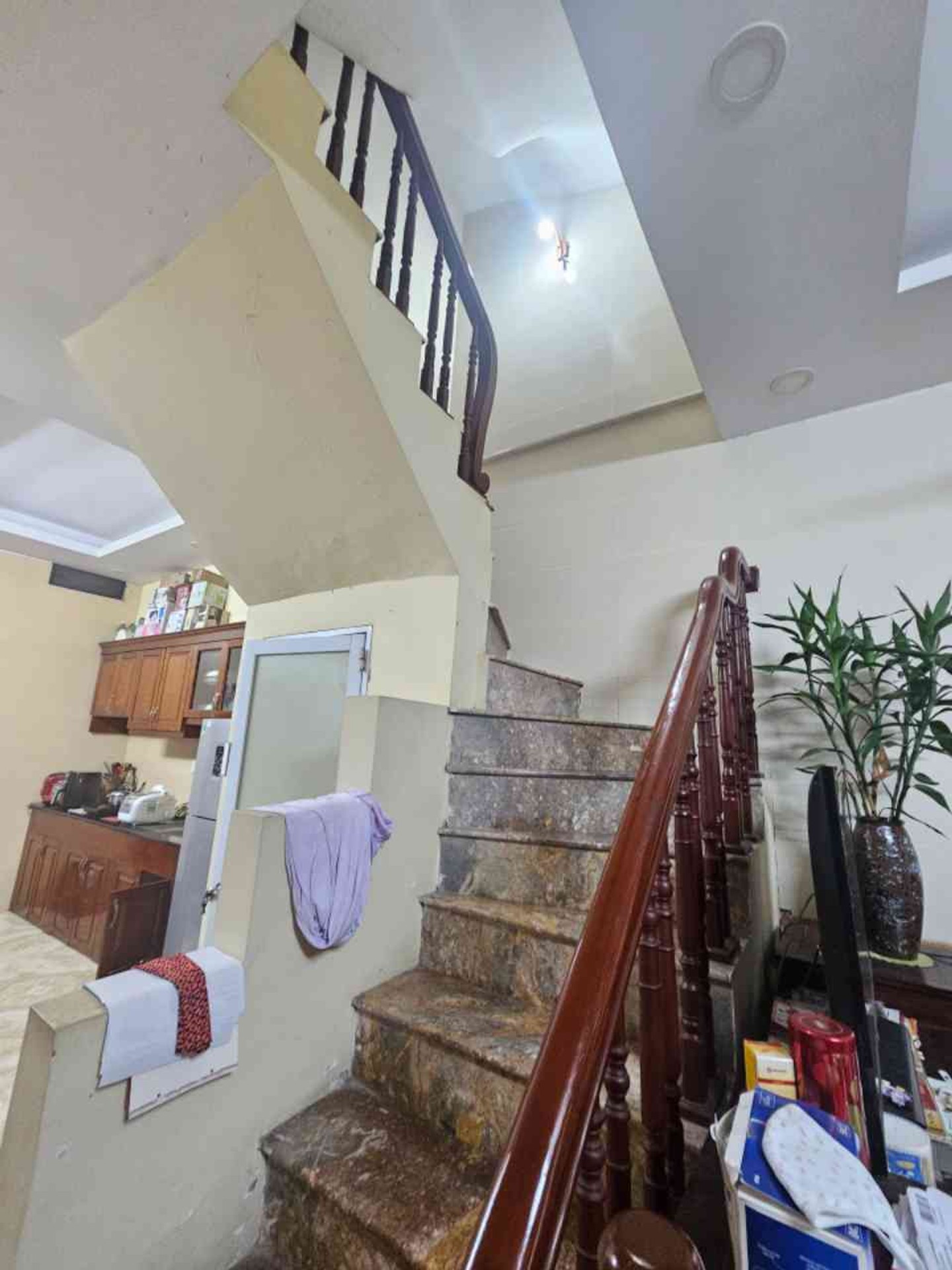 Bán nhà Mai Động - diện tích 32m2 3 tầng - ô tô đỗ cửa - giá 9,5 tỷ