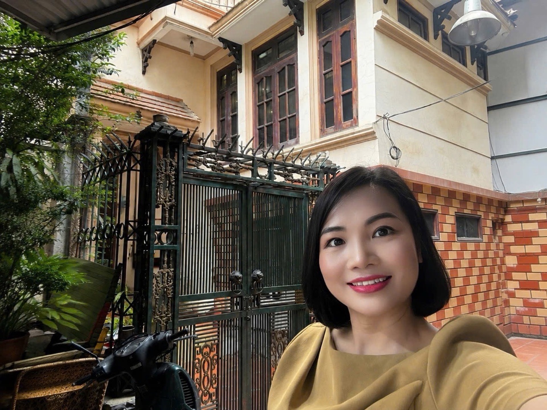 Bán nhà Minh Khai - diện tích 68m2 4 tầng - mặt tiền 8,3m - giá 25,8 tỷ