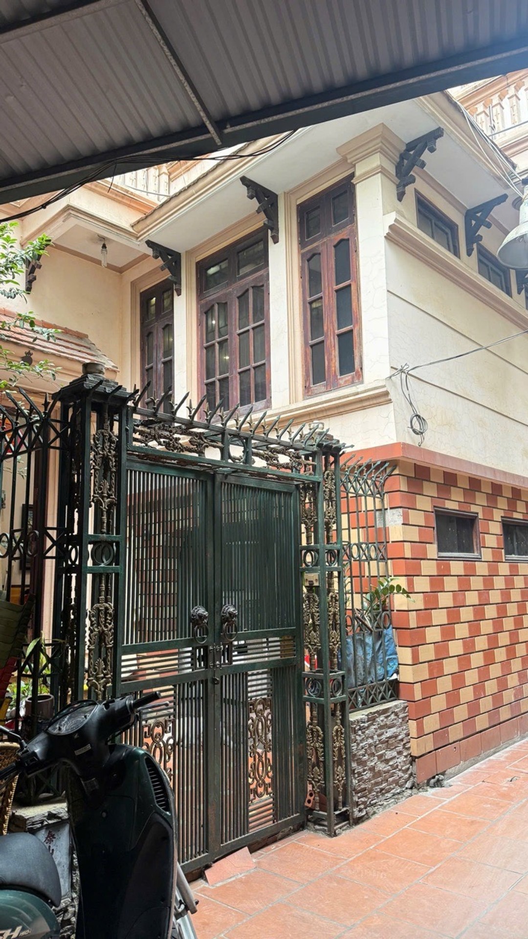 Bán nhà Minh Khai - diện tích 68m2 4 tầng - mặt tiền 8,3m - giá 25,8 tỷ
