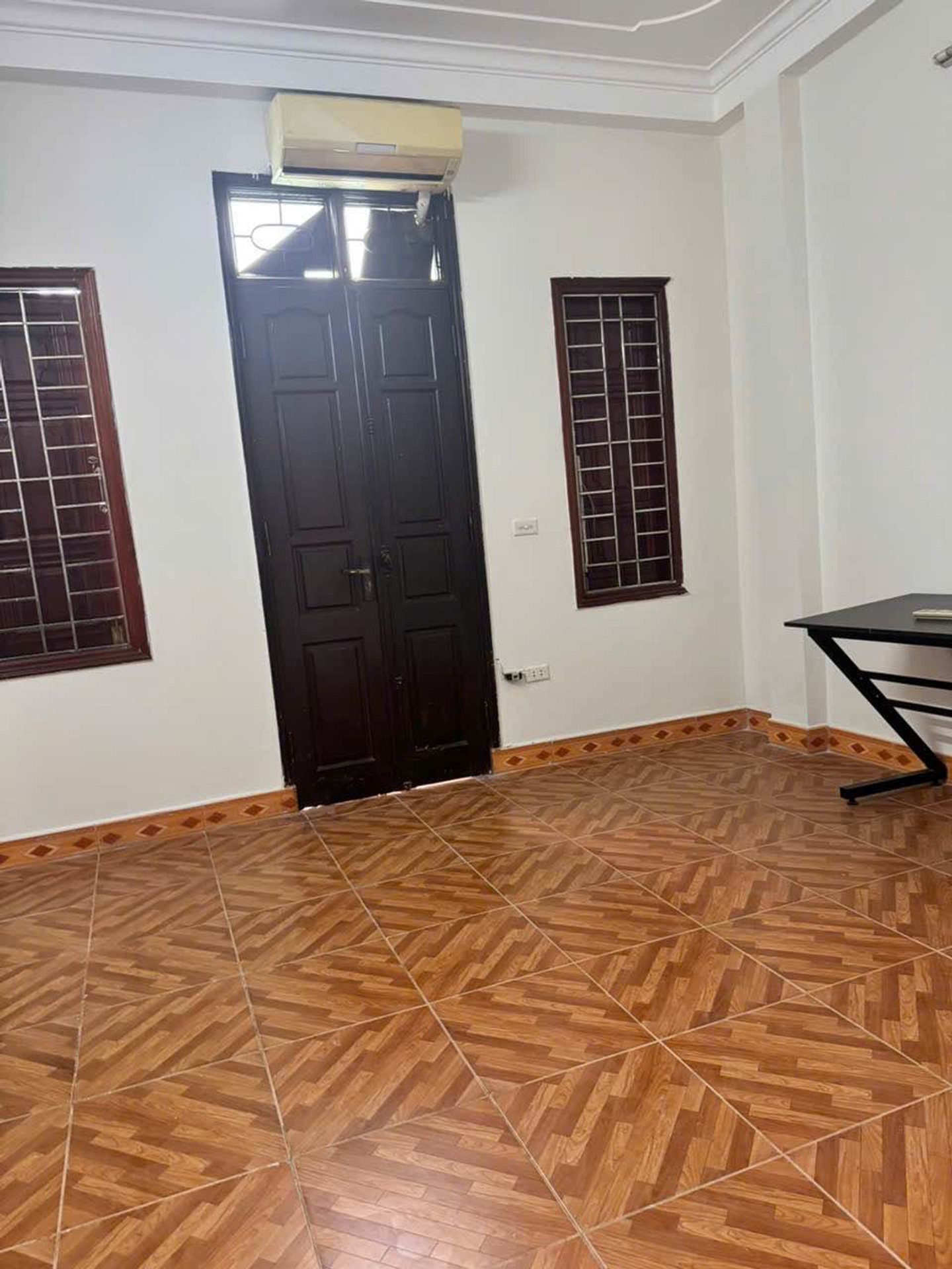 Bán nhà Vĩnh Hưng - diện tích 26m2 4 tầng - Ô tô đỗ cửa - giá 6,6 tỷ