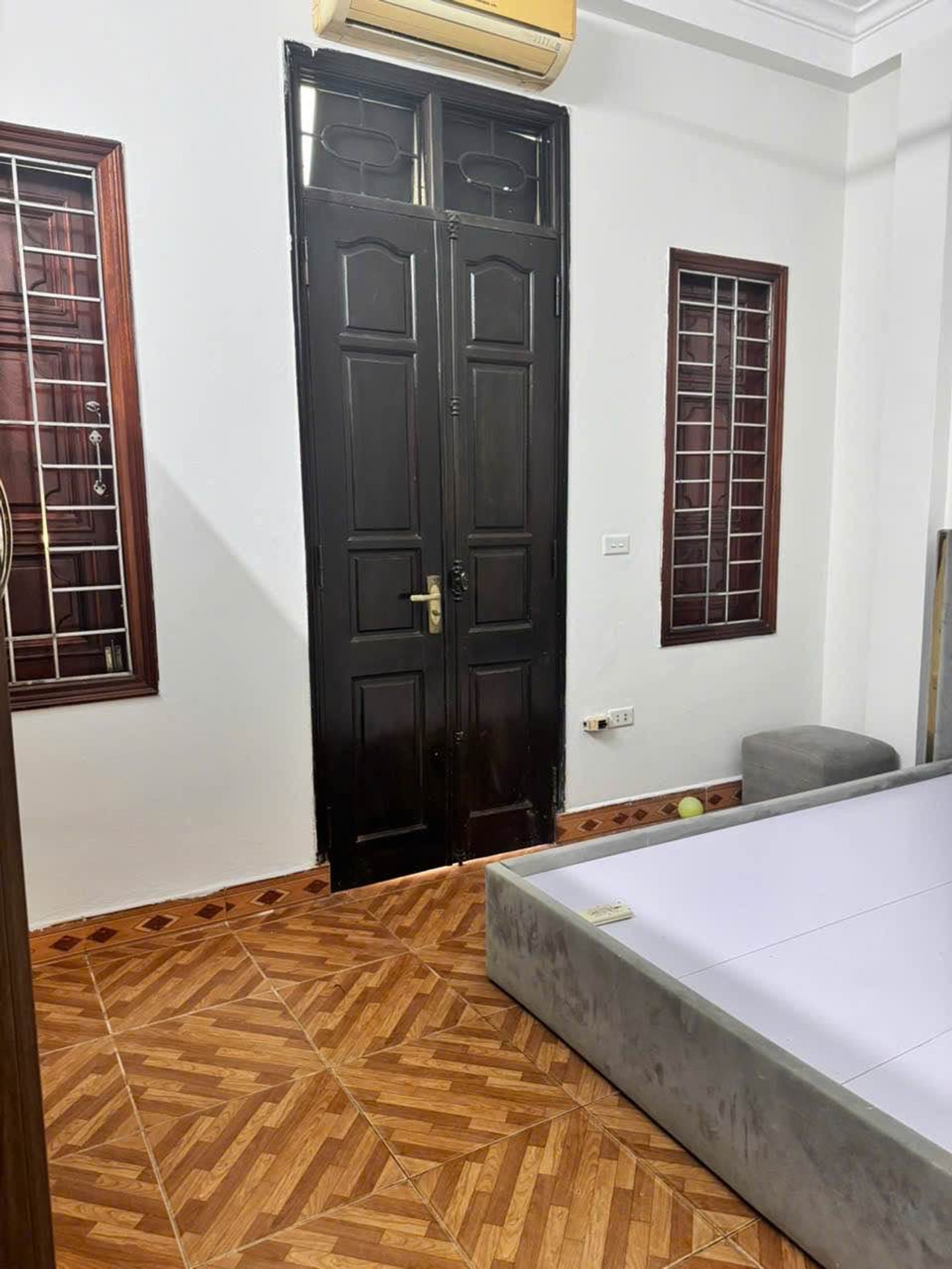 Bán nhà Vĩnh Hưng - diện tích 26m2 4 tầng - Ô tô đỗ cửa - giá 6,6 tỷ