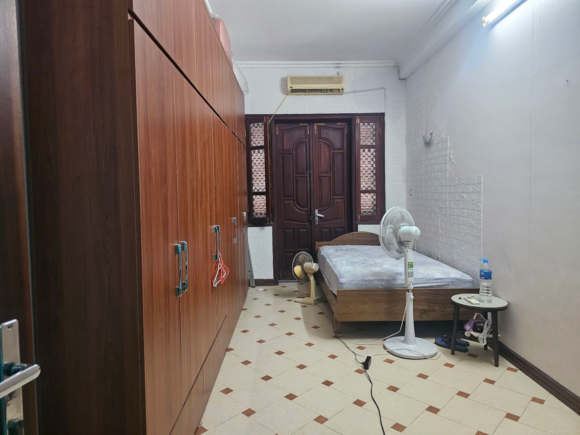 Bán nhà Dương Văn Bé - diện tích 58m2 4 tầng - Nhà 2 mặt tiền, ô tô tránh - giá 20 tỷ