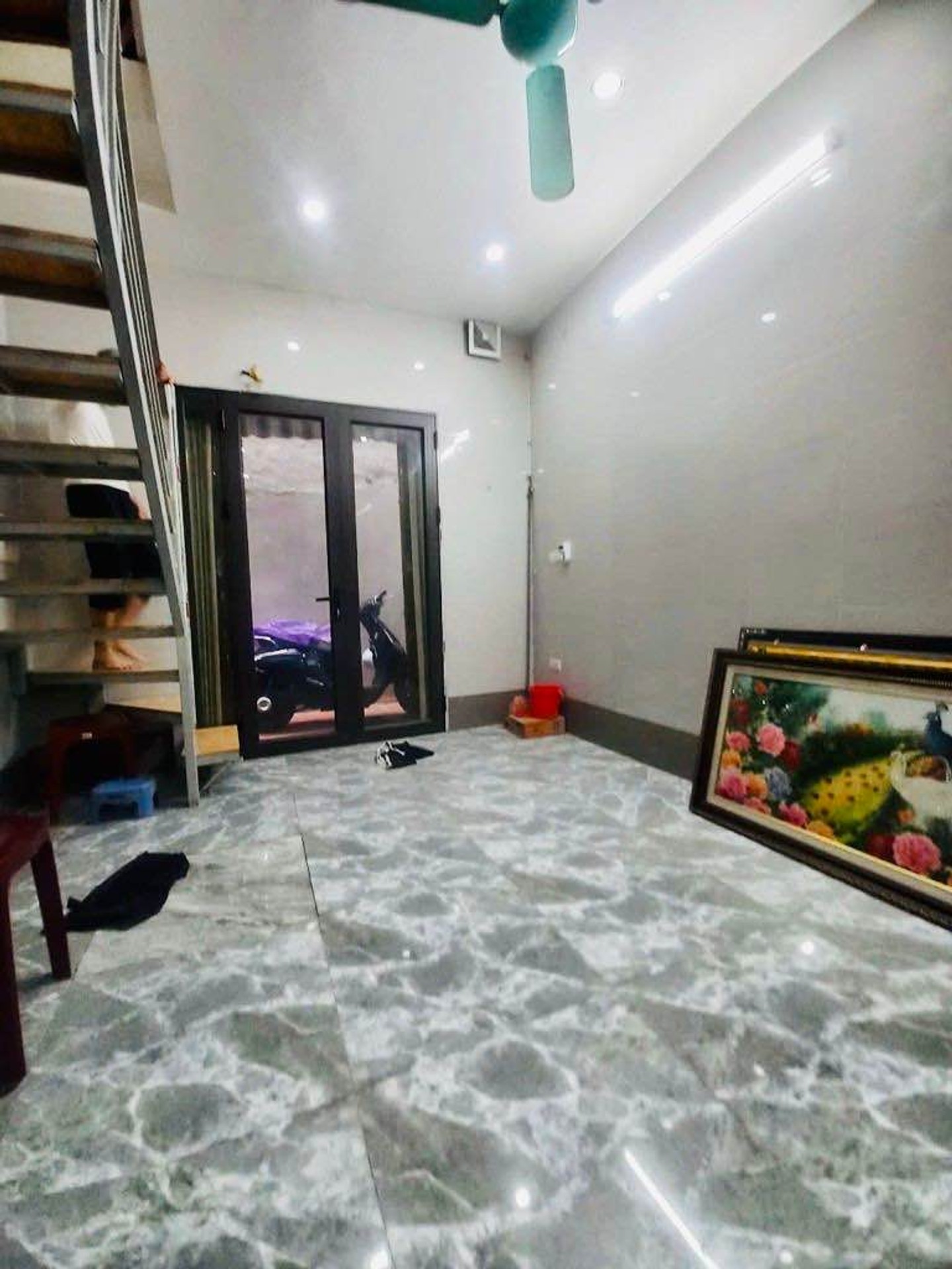 Bán nhà Vĩnh Hưng - diện tích 24m2 3 tầng - Nhà đẹp hiếm có - giá 2,8 tỷ