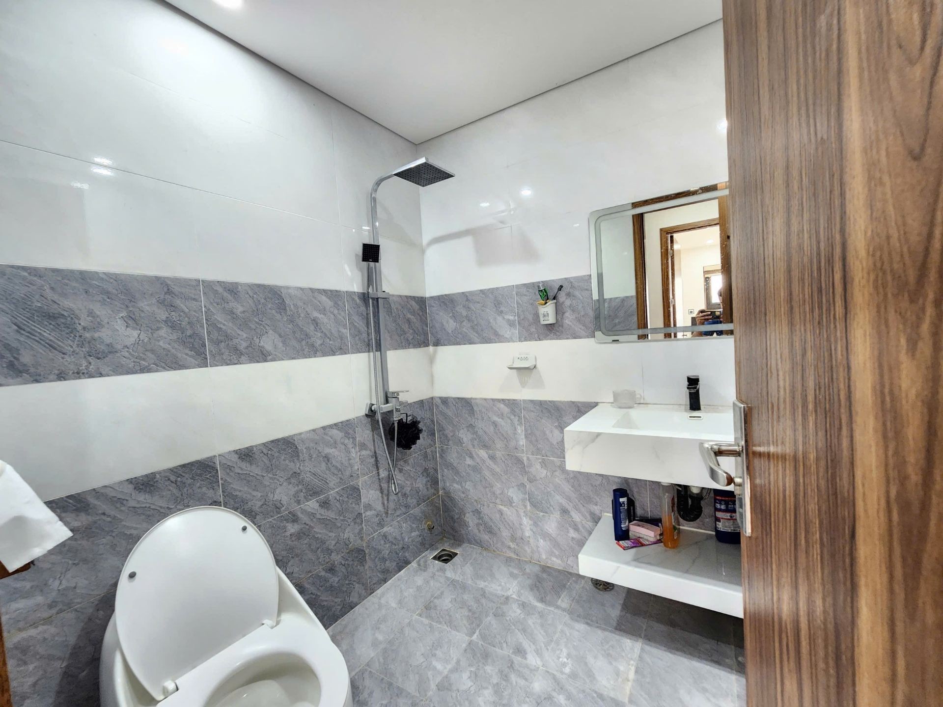 Bán nhà Ngõ 161 Ngọc Hồi - diện tích 92m2 29 tầng - Căn hộ đẹp - giá 7,1 tỷ