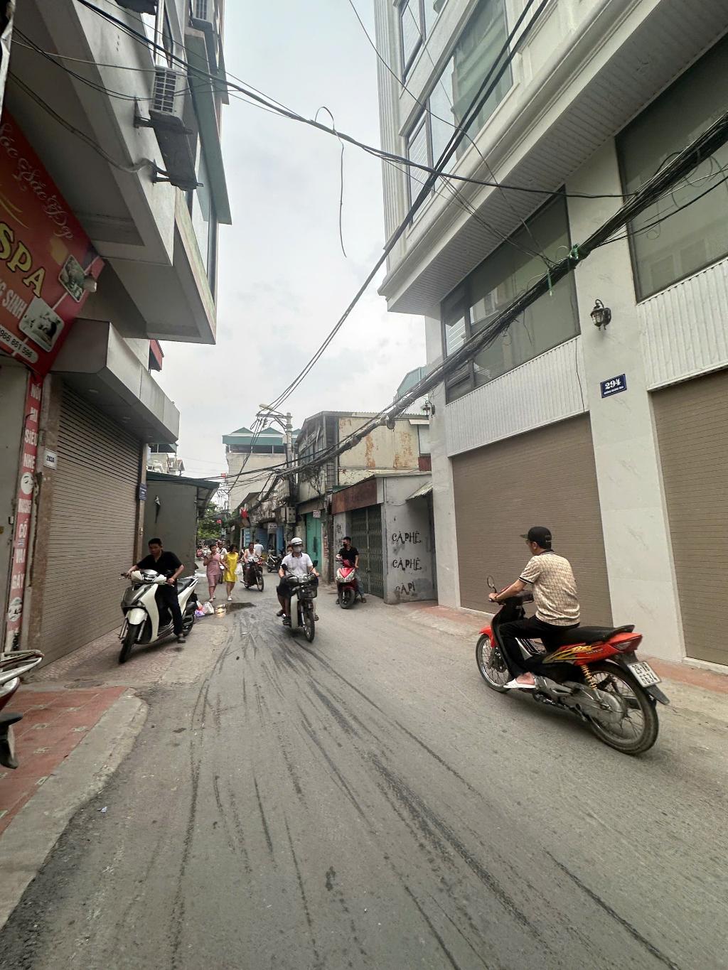 Bán nhà Hoàng Mai - diện tích 81m2 7 tầng - Ô TÔ TRÁNH - giá 34 tỷ