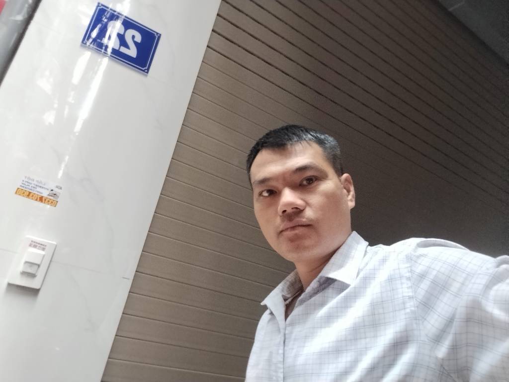 Bán nhà Trương Định - diện tích 40m2 3 tầng - Ngõ ba gác - giá 9,2 tỷ