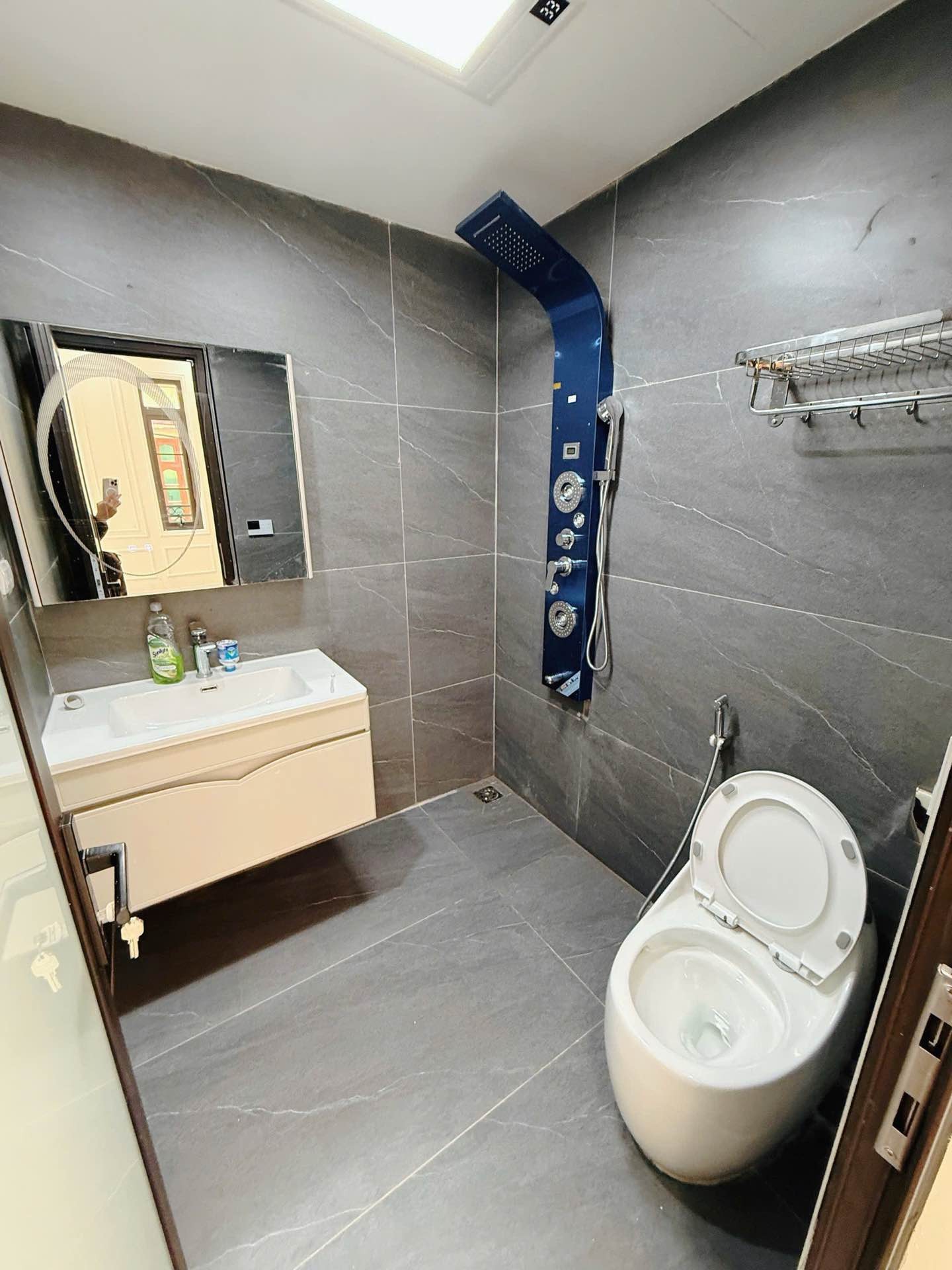 Bán nhà Tô Vĩnh Diện - diện tích 60m2 6 tầng - Ô tô vào nhà - giá 25,8 tỷ