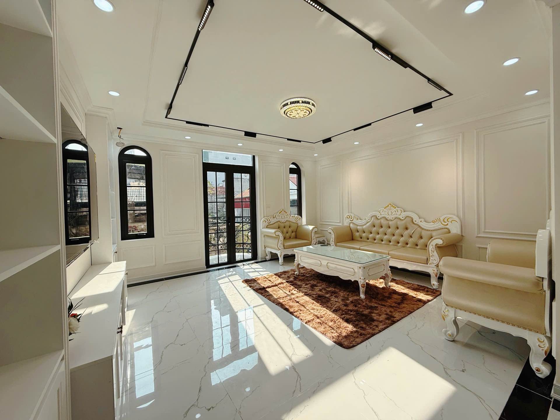 Bán nhà Tô Vĩnh Diện - diện tích 60m2 6 tầng - Ô tô vào nhà - giá 25,8 tỷ