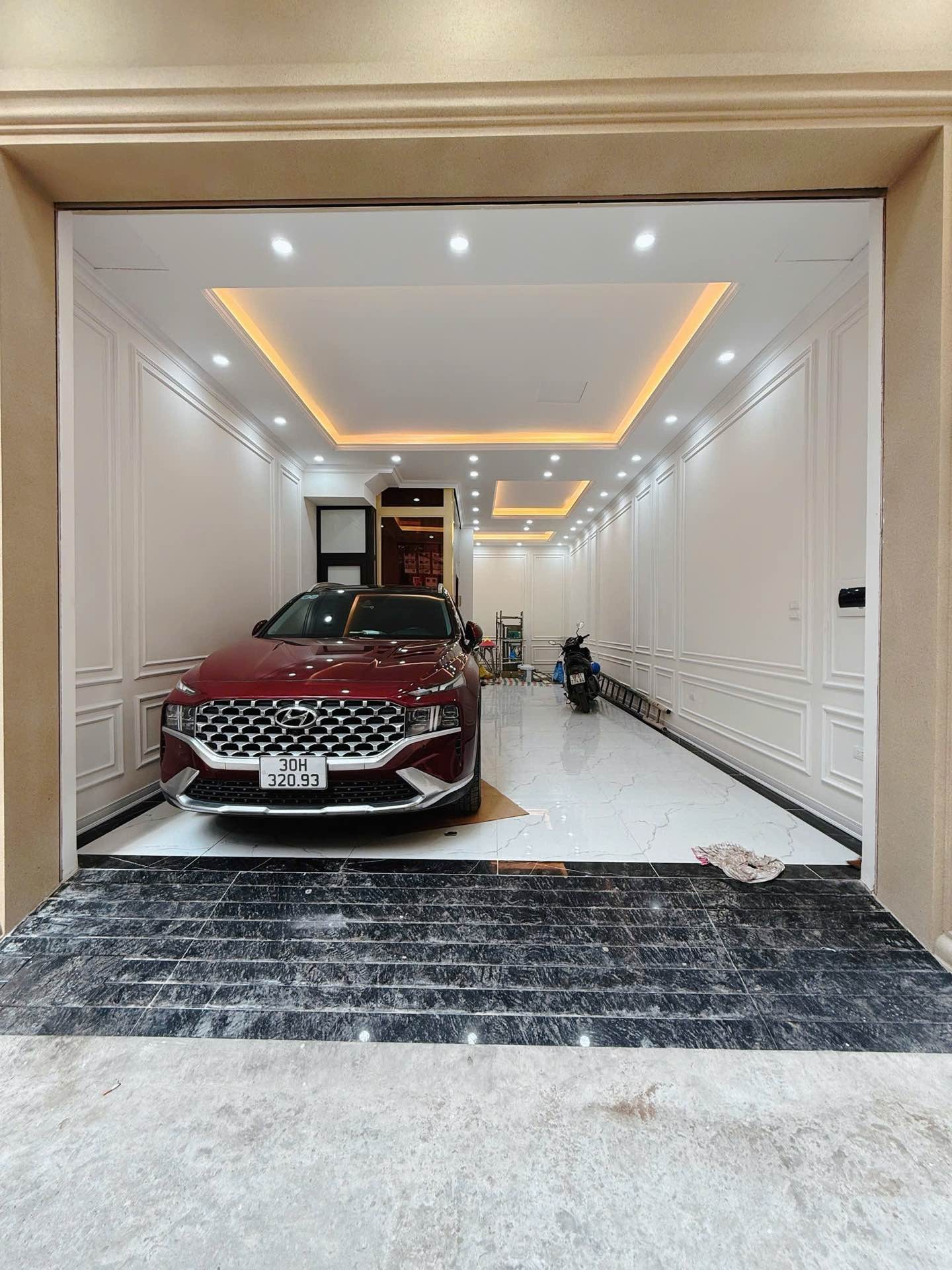 Bán nhà Tô Vĩnh Diện - diện tích 60m2 6 tầng - Ô tô vào nhà - giá 25,8 tỷ