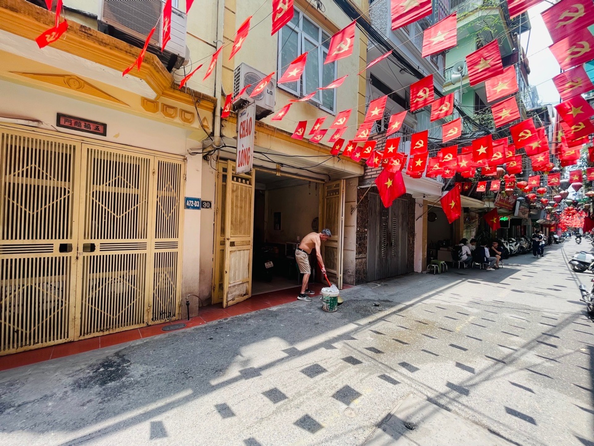 Bán nhà Tân Mai - diện tích 27m2 4 tầng - ngõ ô tô thông - giá 7,6 tỷ