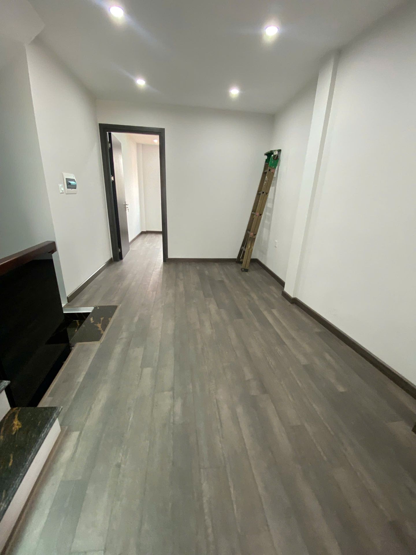 Bán nhà Lò Đúc - diện tích 52m2 6 tầng - Thang máy - giá 15,5 tỷ