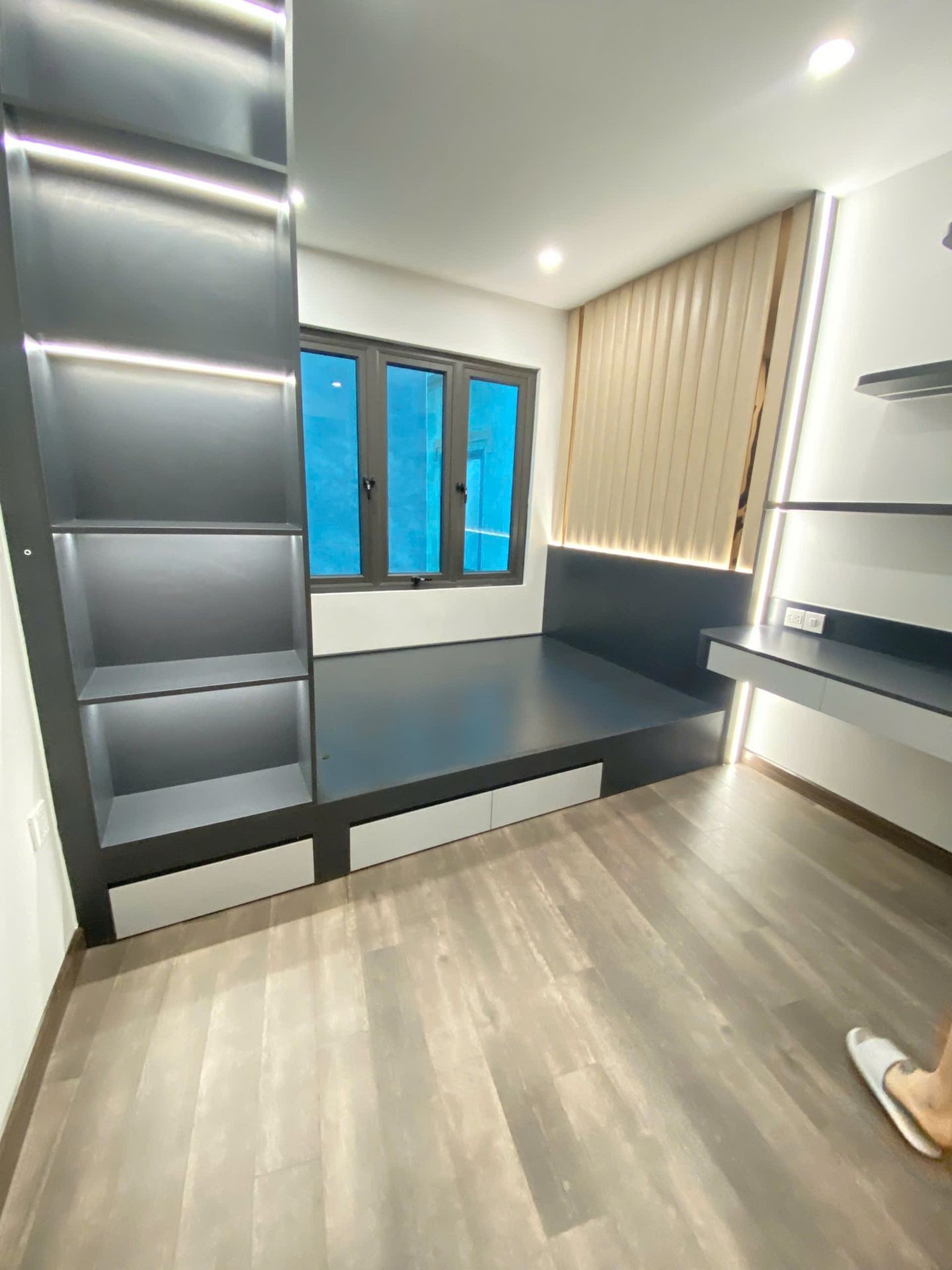 Bán nhà Lò Đúc - diện tích 52m2 6 tầng - Thang máy - giá 15,5 tỷ