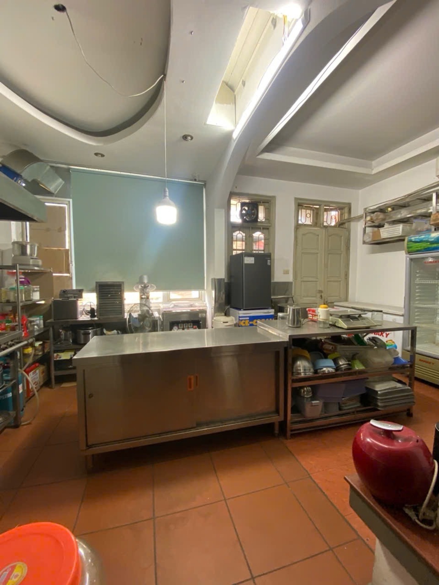 Bán nhà Lê Thanh Nghị - diện tích 42m2 5 tầng - Mặt phố kinh doanh cực kỳ sầm uất - giá 27,5 tỷ