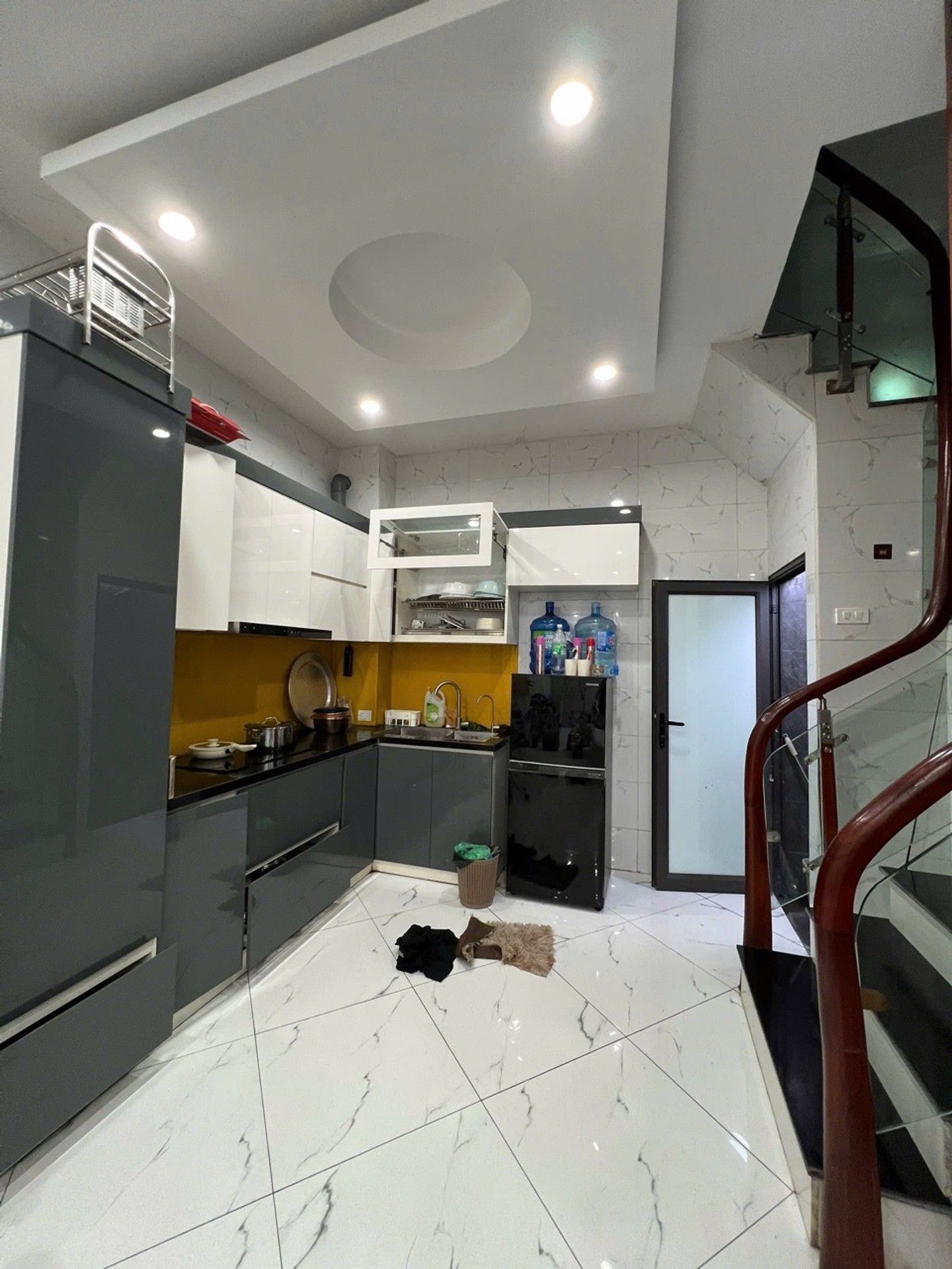 Bán nhà Vĩnh Hưng - diện tích 39m2 2 tầng - ô tô tránh 15m - giá 4,2 tỷ
