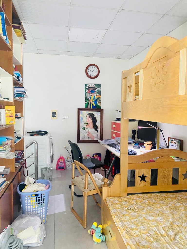 Bán nhà Đại La - diện tích 61m2 3 tầng - Ngõ thông, thoáng - giá 8,5 tỷ