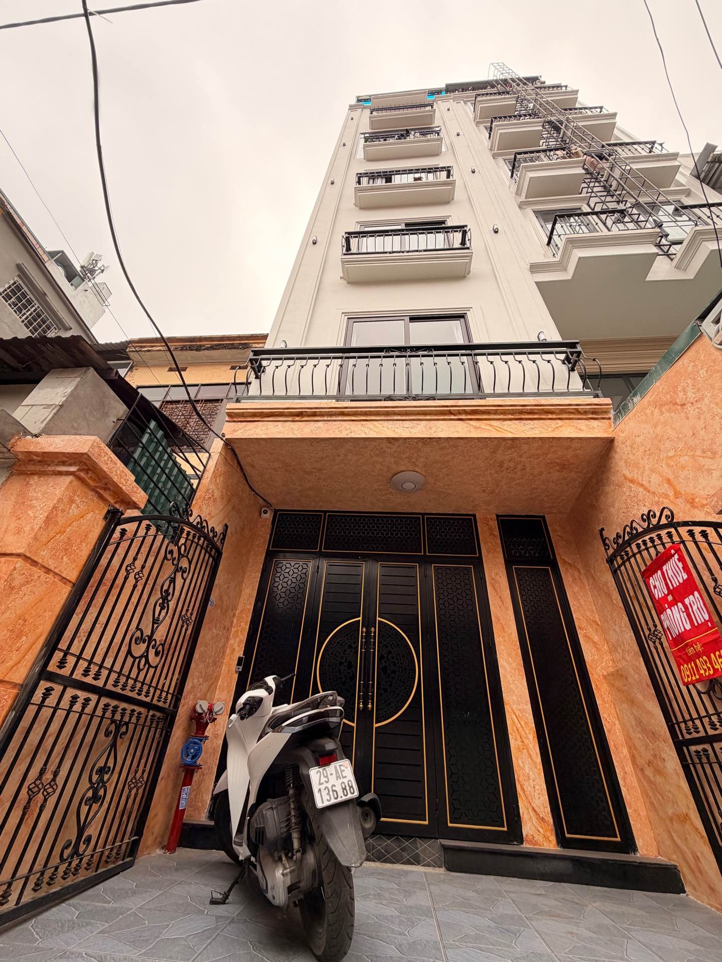 Bán nhà Ngõ 1 ô tô Khương Đình - diện tích 113m2 7 tầng - Ô TÔ ĐỖ CỬA - giá 28,6 tỷ