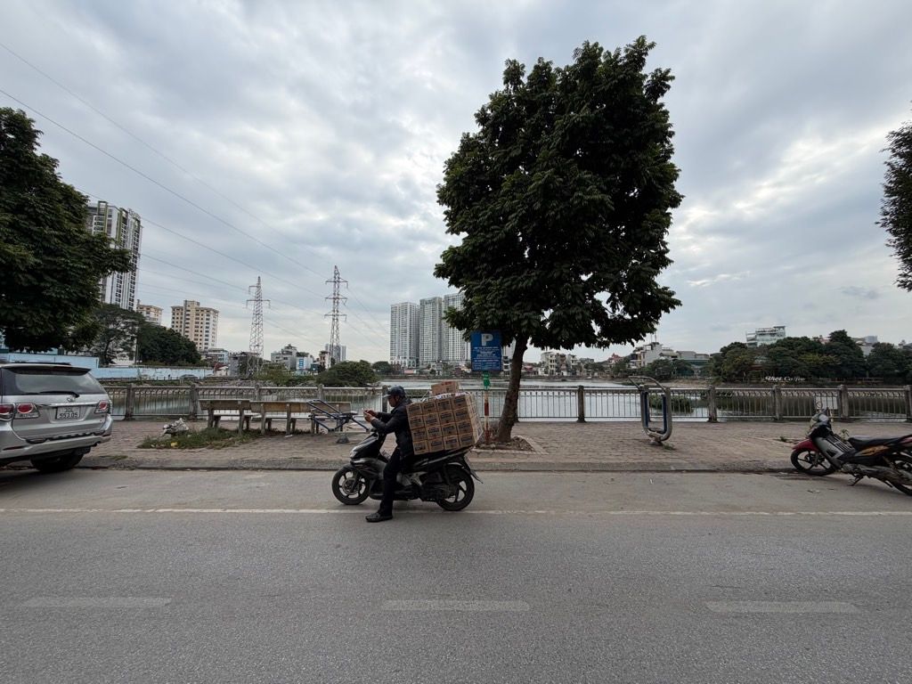 Bán nhà Ngõ 1 ô tô Khương Đình - diện tích 113m2 7 tầng - Ô TÔ ĐỖ CỬA - giá 28,6 tỷ