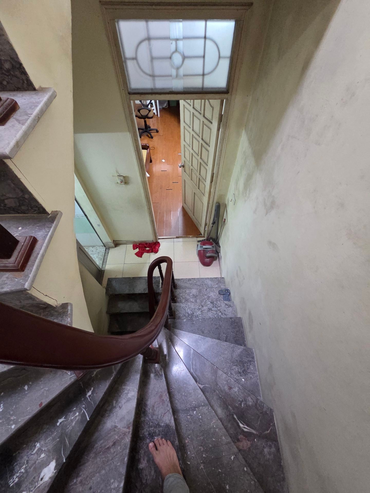 Bán nhà Minh Khai - diện tích 26m2 5 tầng - ngõ rộng - giá 8,3 tỷ