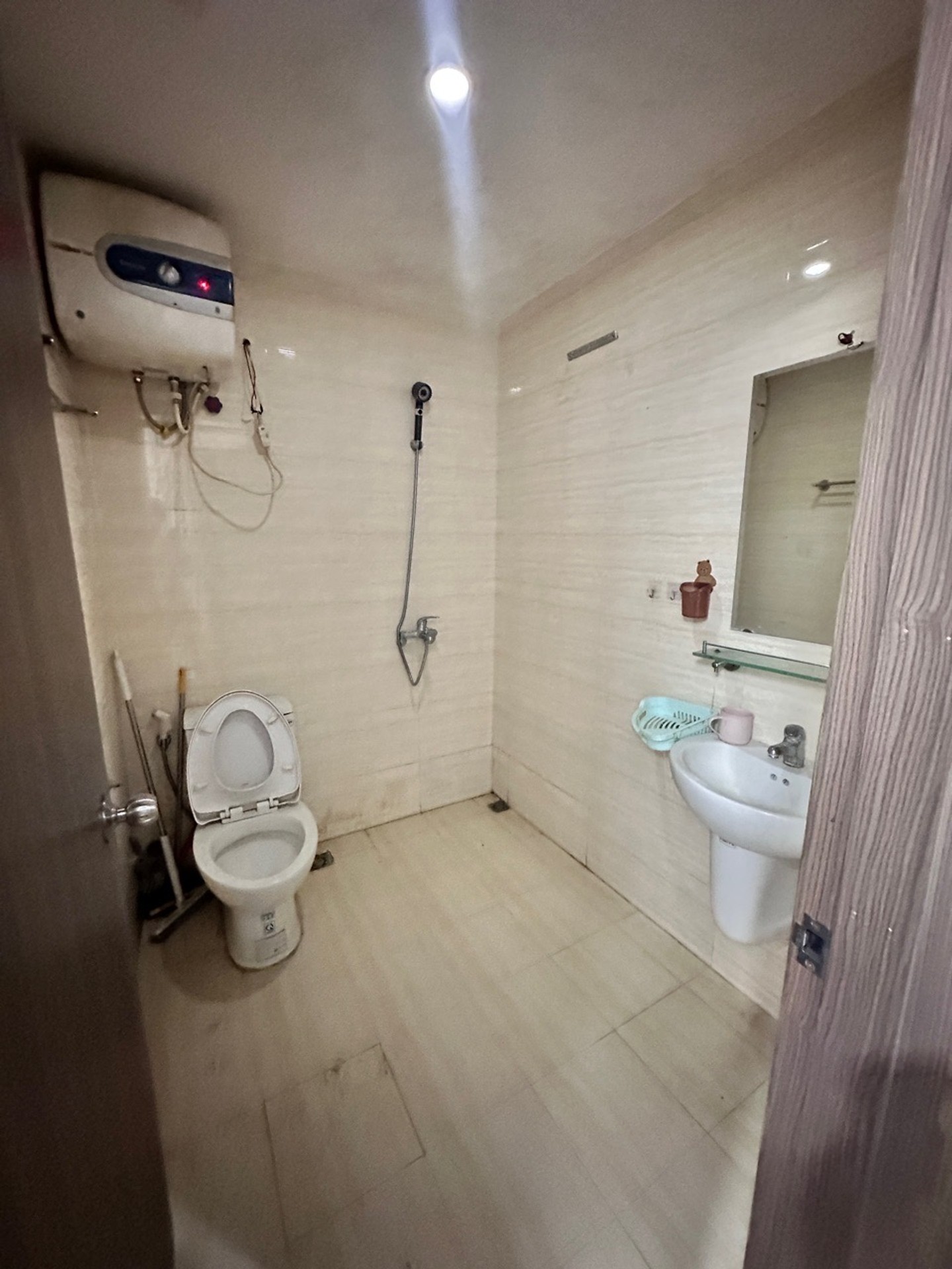 Bán nhà Tam Trinh - diện tích 68m2 35 tầng - Chung cư Helios Tower - giá 6,5 tỷ