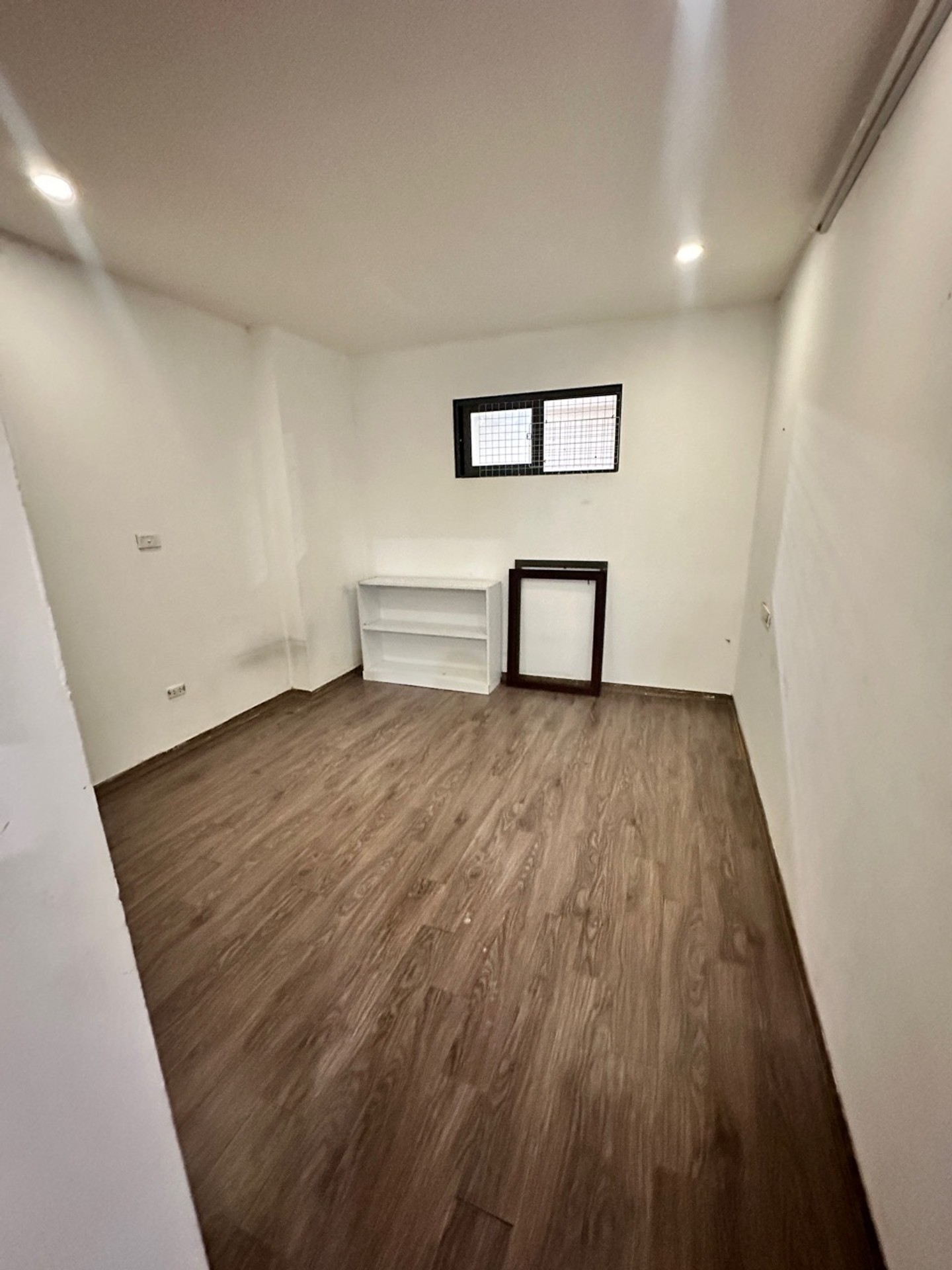 Bán nhà Tam Trinh - diện tích 68m2 35 tầng - Chung cư Helios Tower - giá 6,5 tỷ