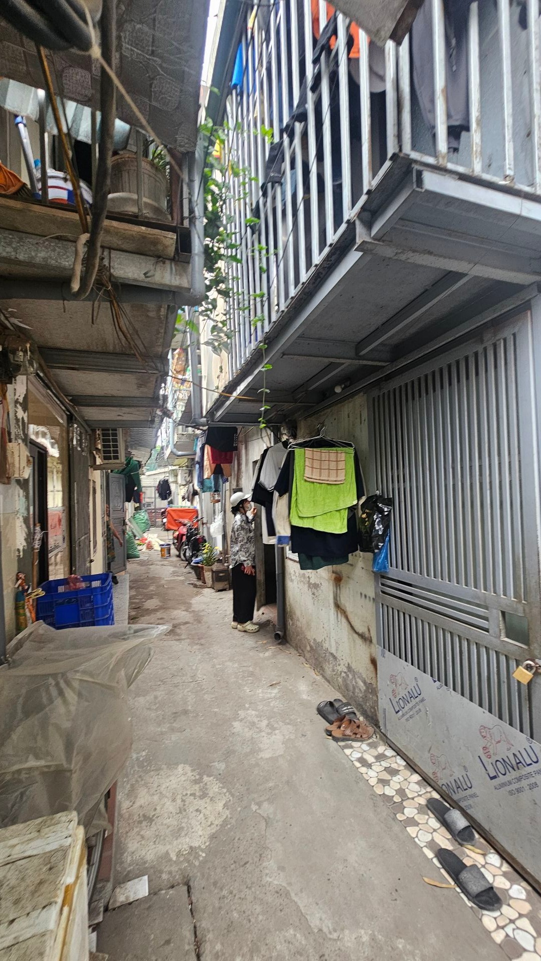 Bán nhà Hoàng Mai - diện tích 20m2 1 tầng - Nhà cấp 4 ở được - giá 0,69 tỷ