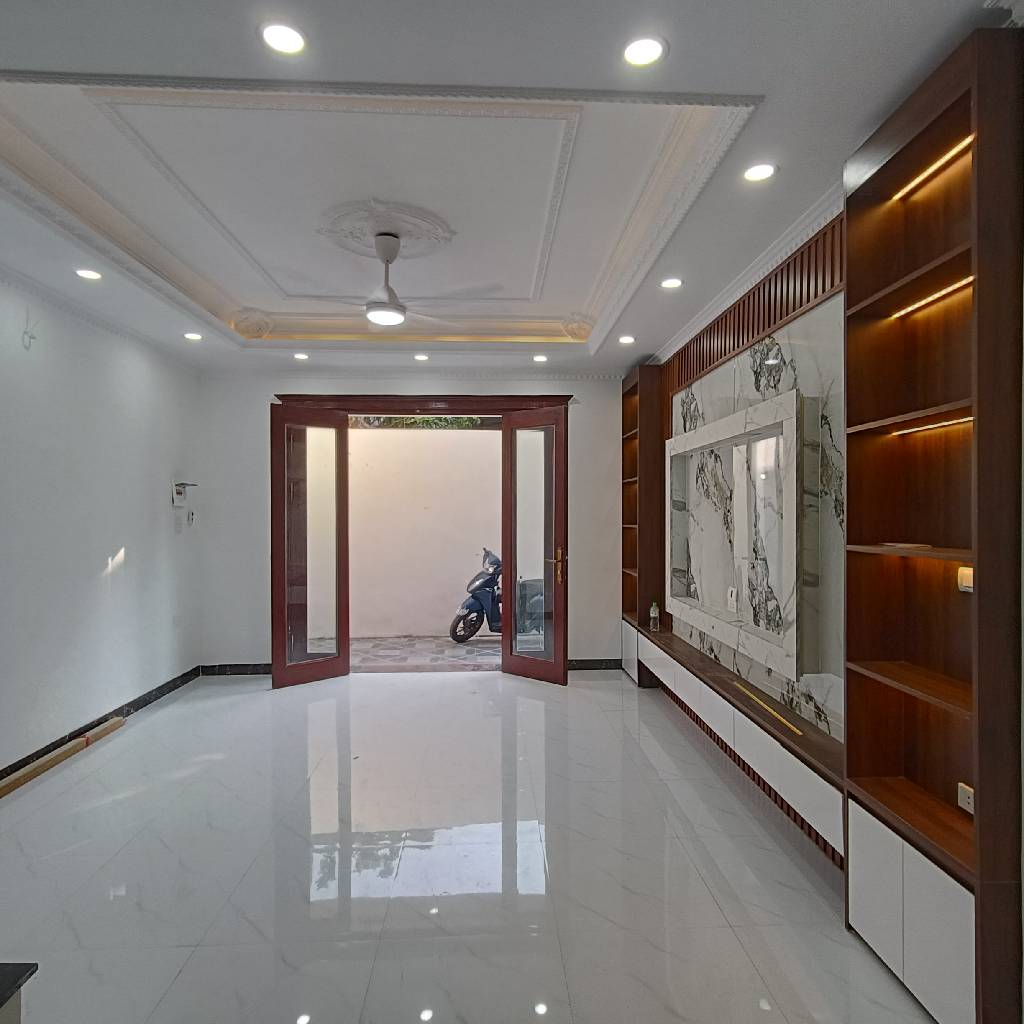 Bán nhà Thúy Lĩnh - diện tích 60m2 5 tầng - Thang máy - giá 8,9 tỷ