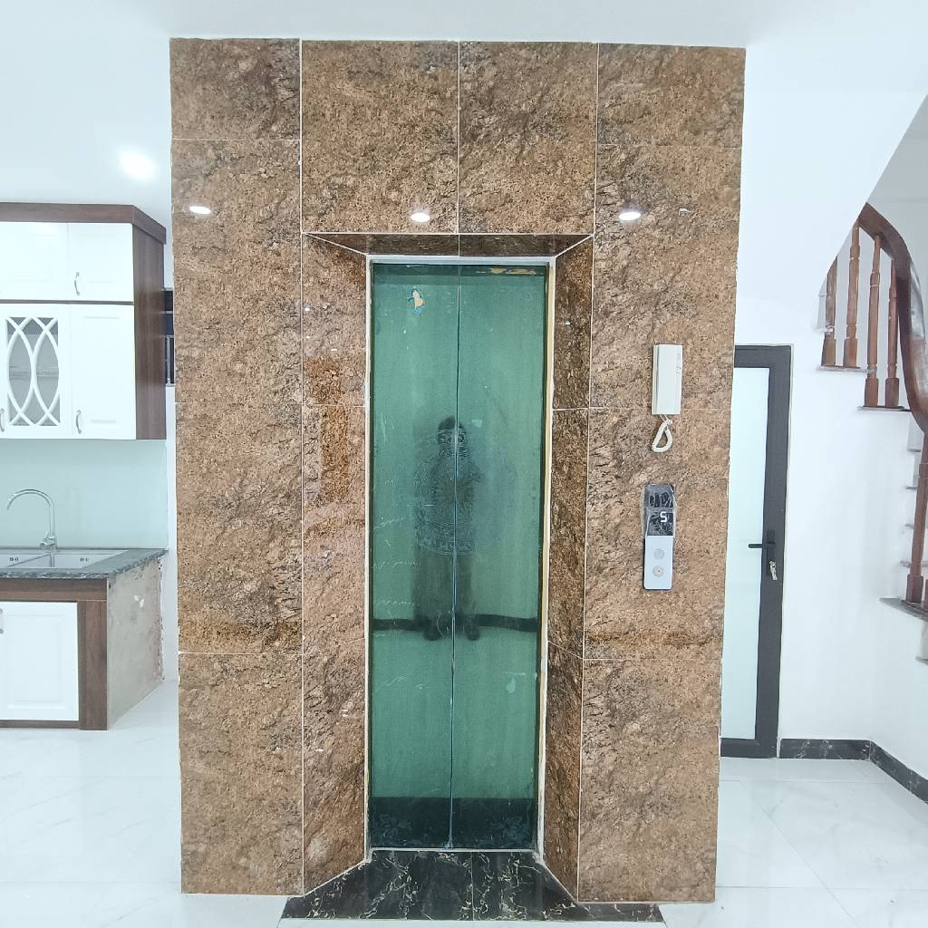 Bán nhà Thúy Lĩnh - diện tích 60m2 5 tầng - Thang máy - giá 8,9 tỷ