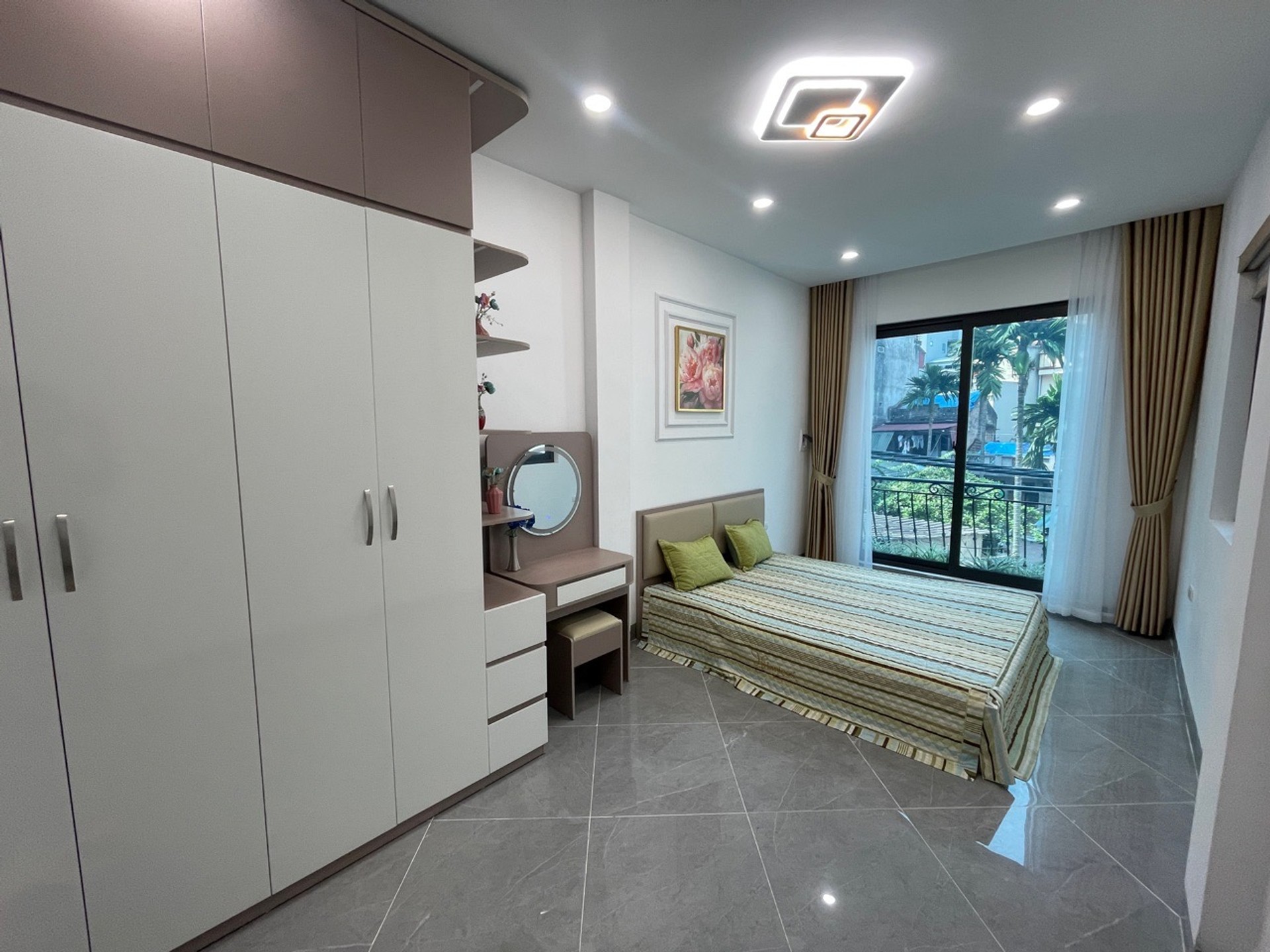 Bán nhà Minh Khai - diện tích 26m2 3 tầng - Lô góc, nhà đẹp - giá 6,45 tỷ