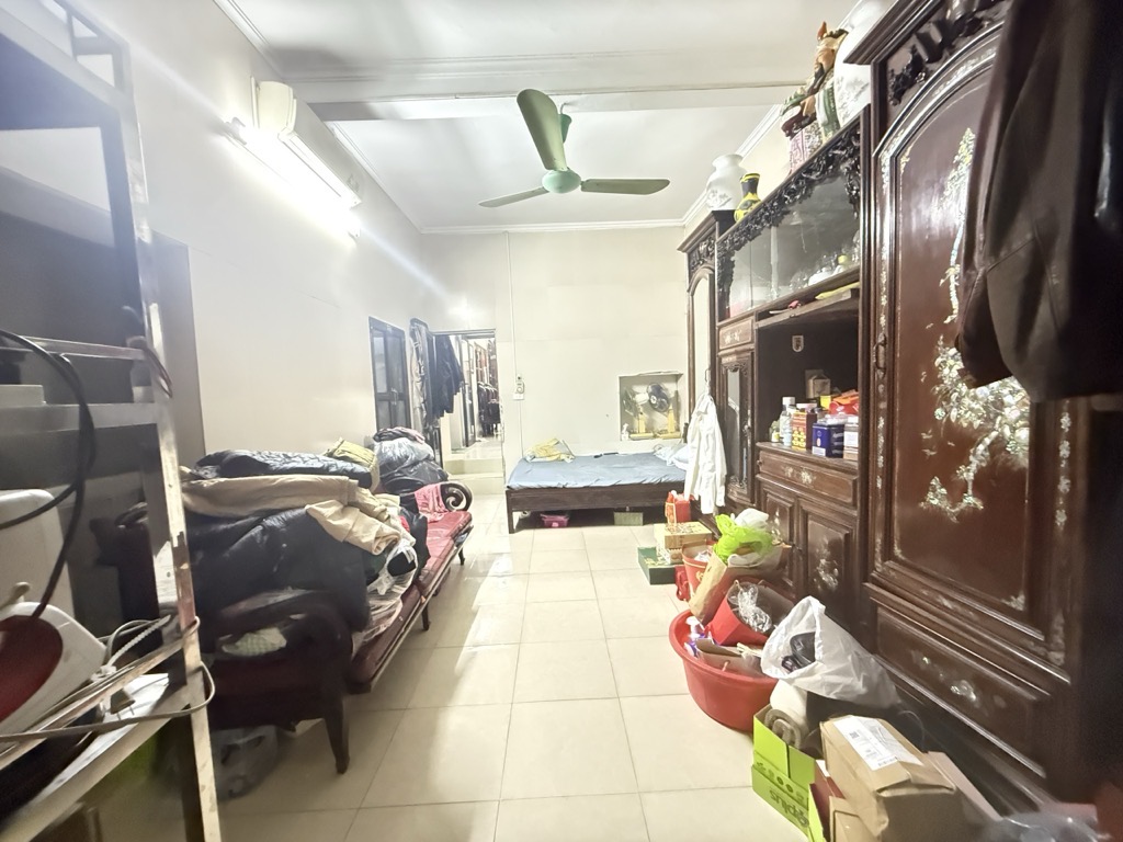 Bán nhà Đặng Tiến Đông - diện tích 95m2 3 tầng - Đang cập nhật - giá 25,5 tỷ