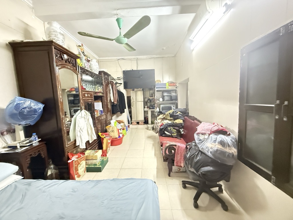 Bán nhà Đặng Tiến Đông - diện tích 95m2 3 tầng - Đang cập nhật - giá 25,5 tỷ