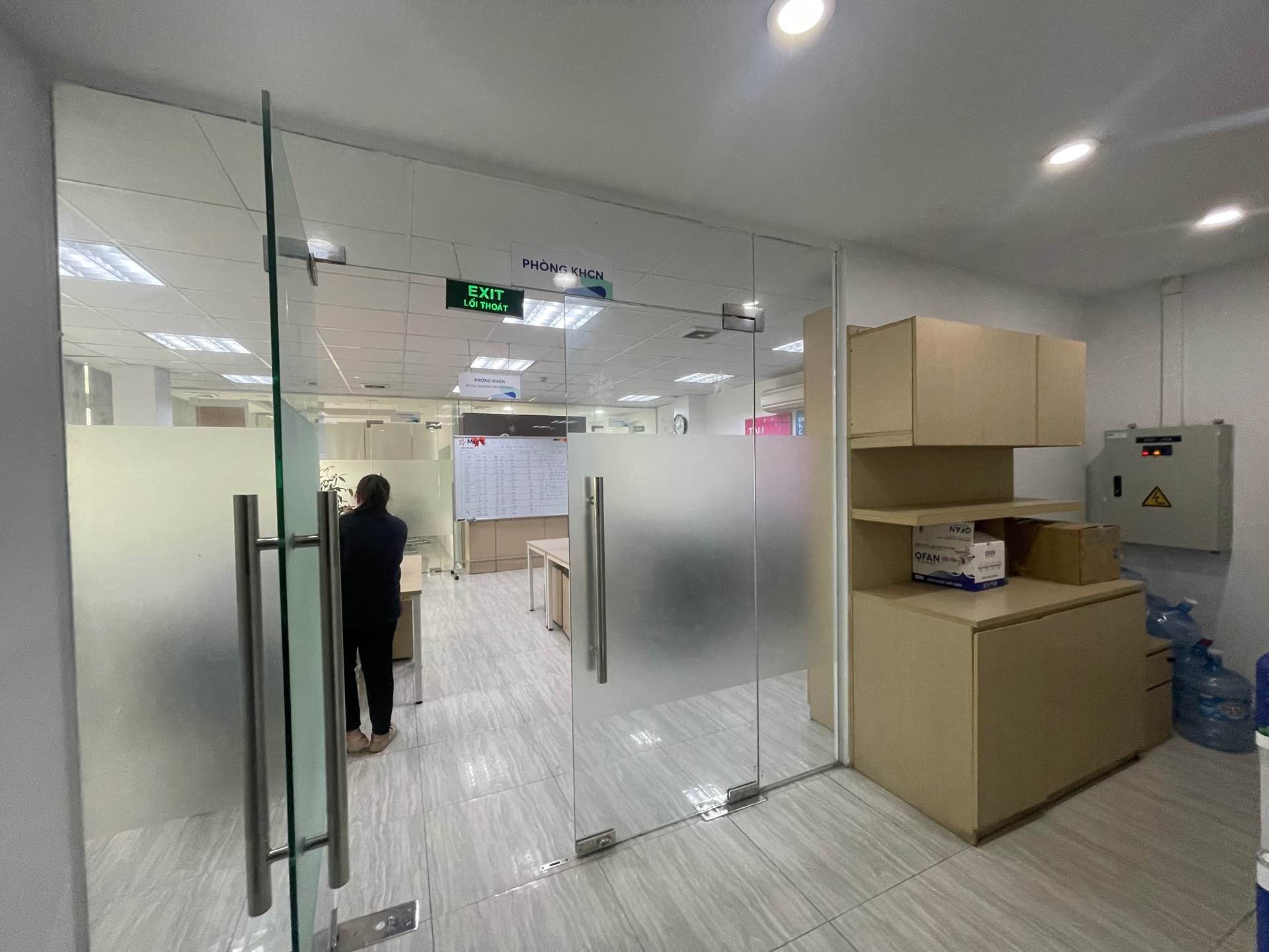 Bán nhà Tân Mai - diện tích 102m2 9 tầng - Lô góc 3 mặt thoáng - giá 102 tỷ