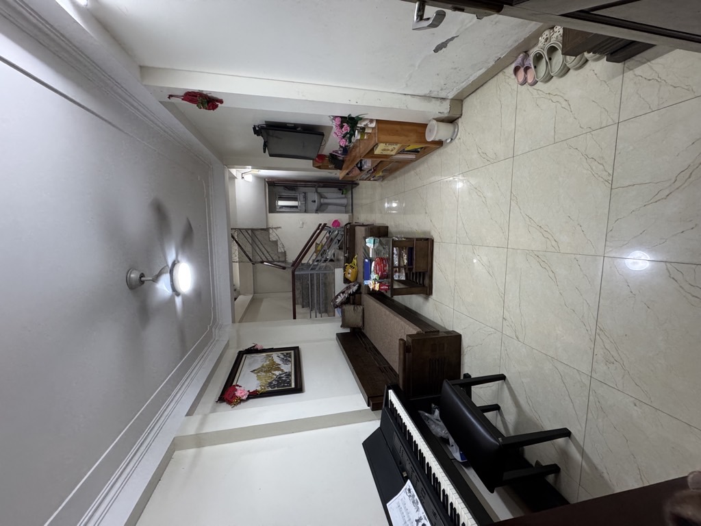 Bán nhà Hoàng Mai - diện tích 32m2 5 tầng - Đầu ngõ 169 Hoàng Mai - giá 7,25 tỷ