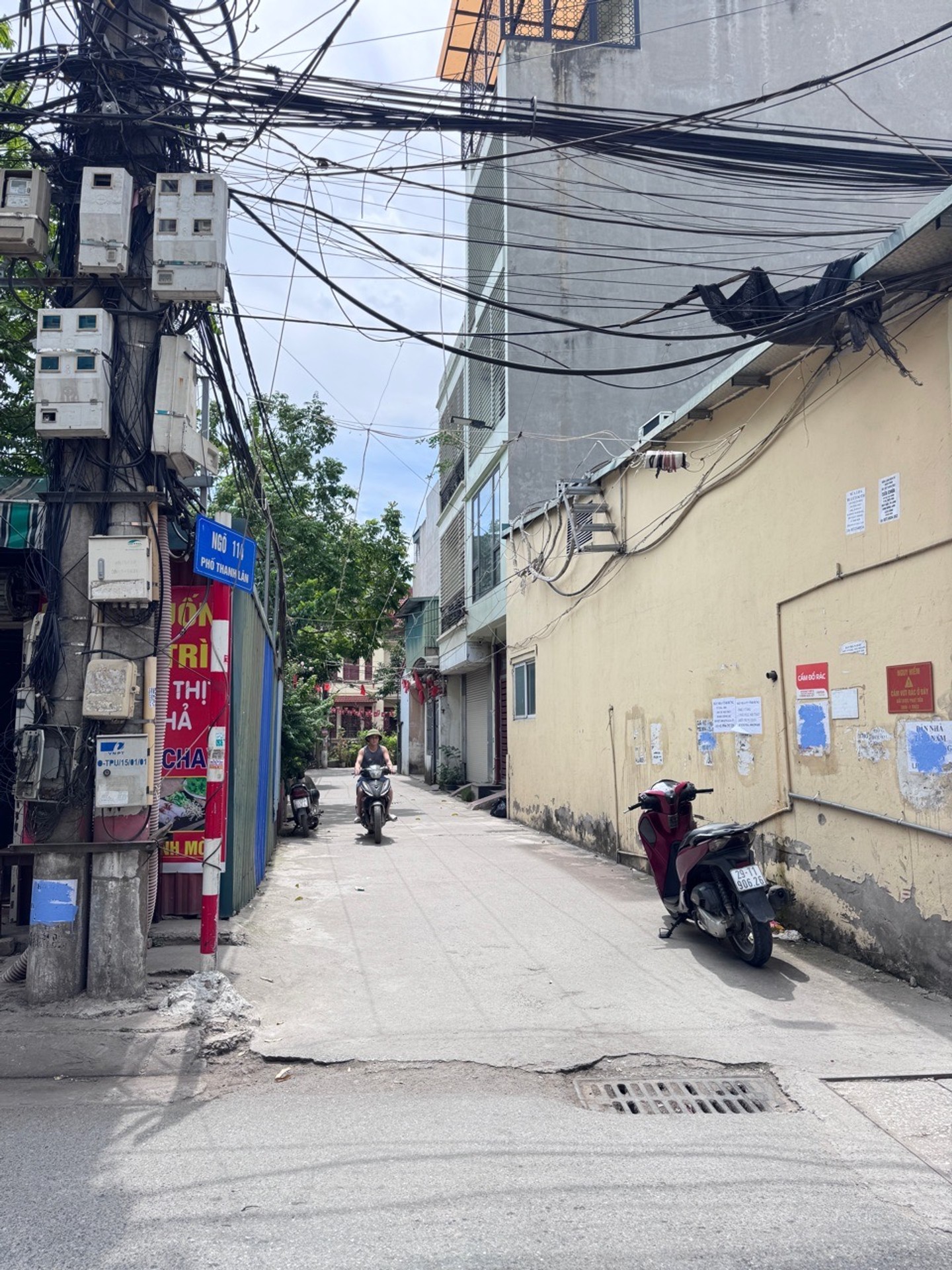 Bán nhà Thanh Lân - diện tích 33m2 4 tầng - Lô góc thoáng sáng - giá 8 tỷ