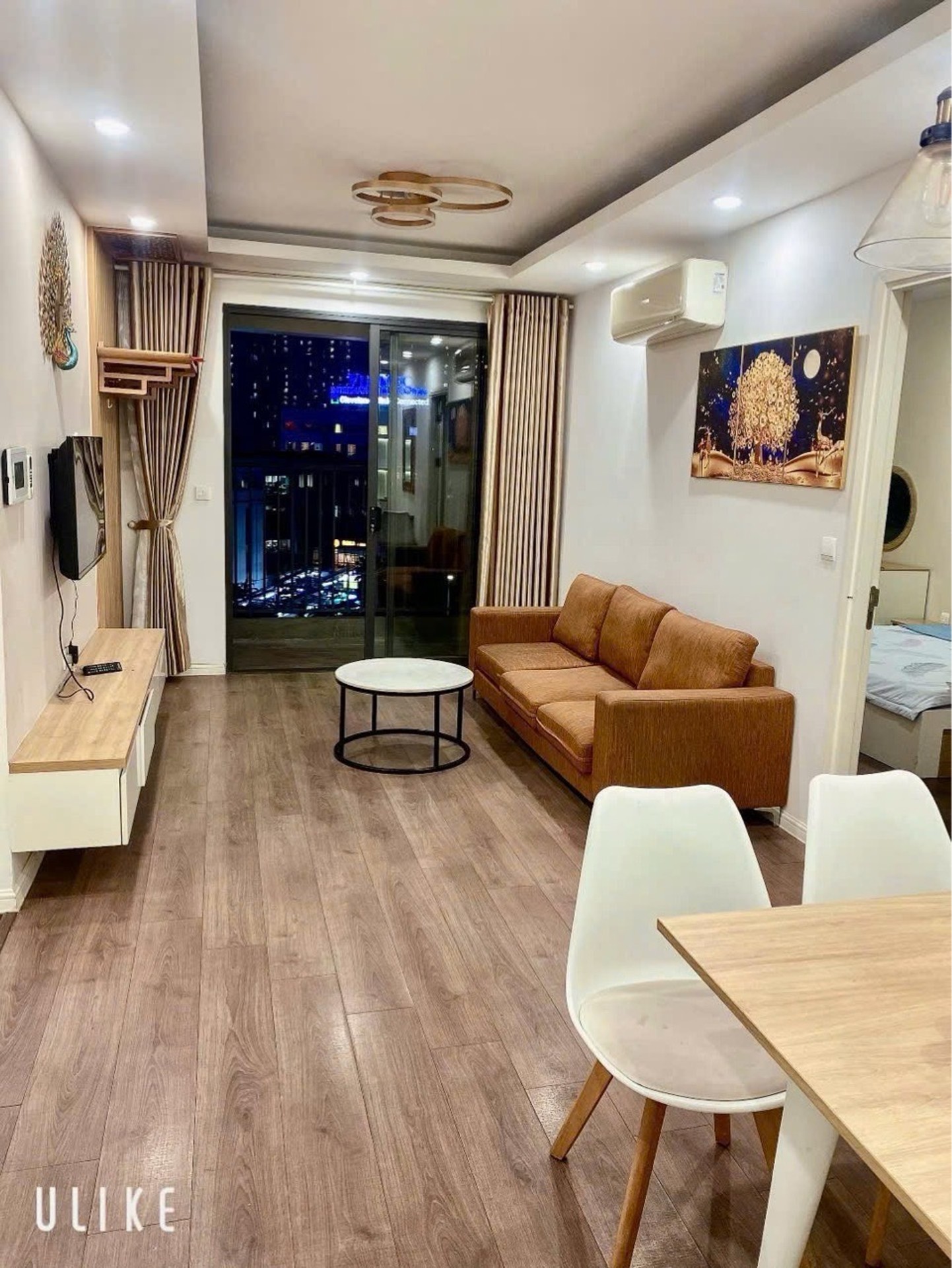 Bán nhà Minh Khai - diện tích 82m2 27 tầng - Căn hộ full nội thất - giá 9,5 tỷ