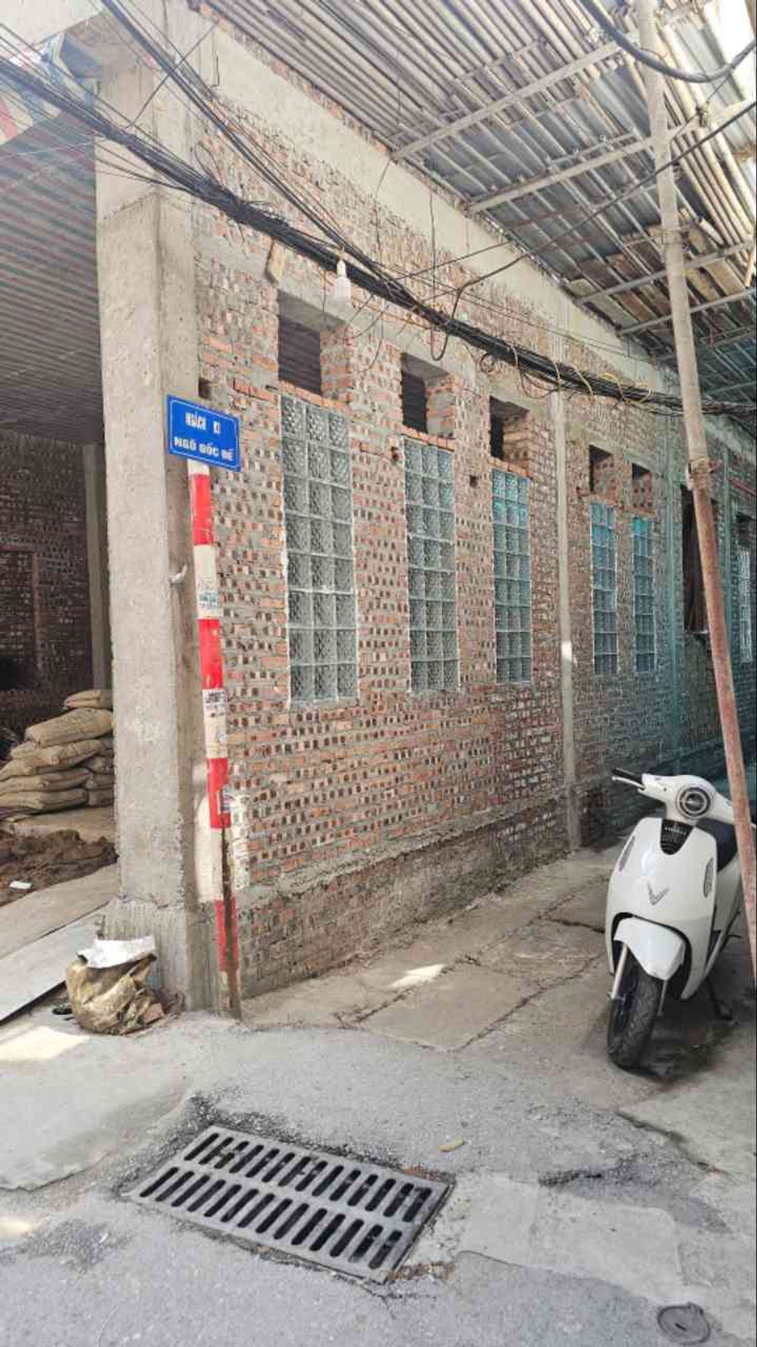 Bán nhà Hoàng Mai - diện tích 50m2 0 tầng - Lô góc 3 mặt thoáng - giá 9,5 tỷ