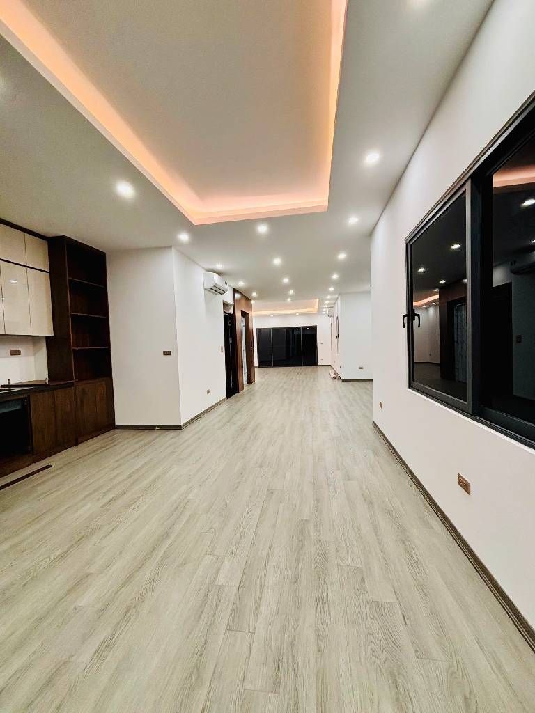 Bán nhà Ngõ 3 ô tô tránh - diện tích 85m2 7 tầng - Lô góc 3 mặt thoáng - giá 32,8 tỷ