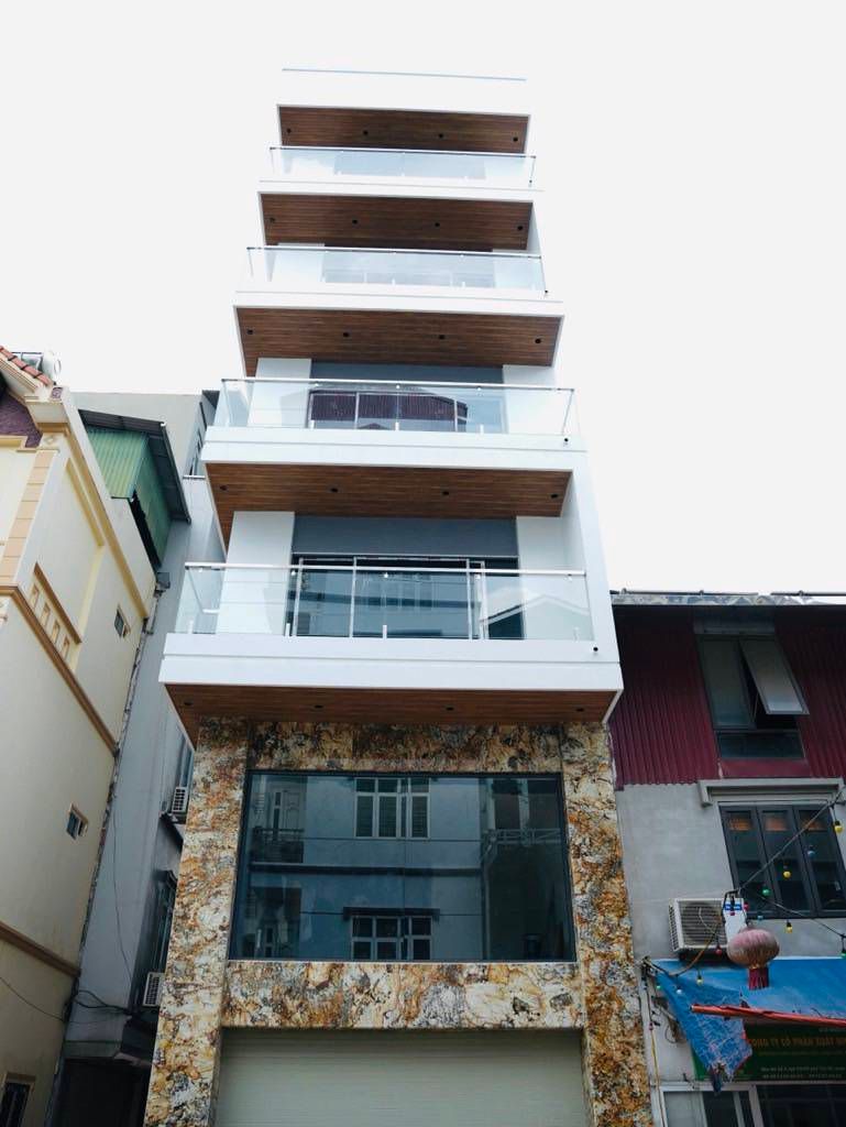 Bán nhà Ngõ 3 ô tô tránh - diện tích 85m2 7 tầng - Lô góc 3 mặt thoáng - giá 32,8 tỷ