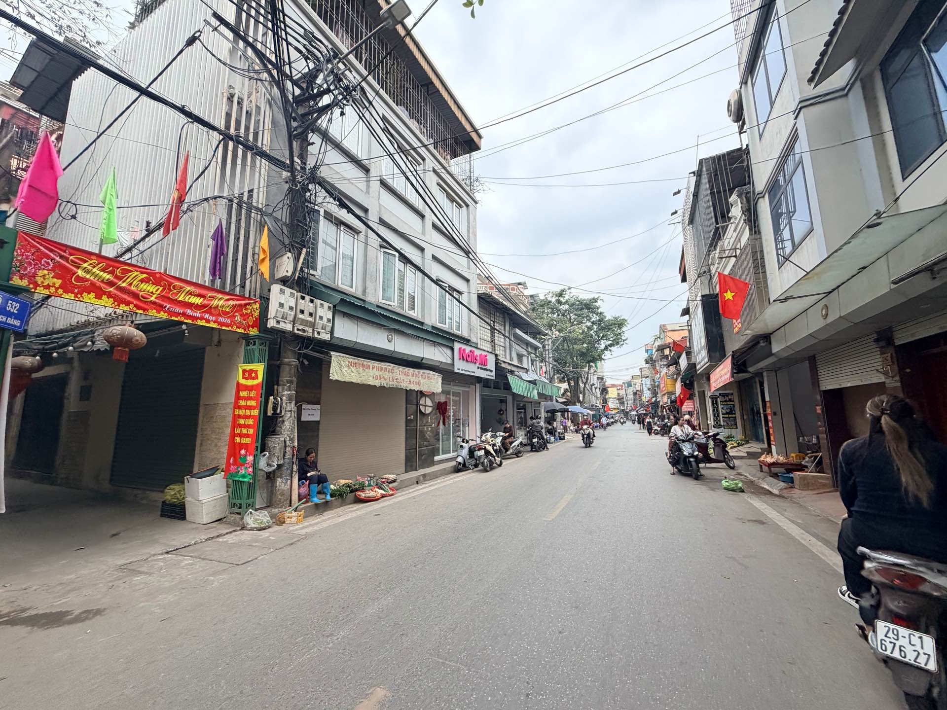 Bán nhà Bạch Đằng - diện tích 40m2 6 tầng - Ô TÔ VÀO NHÀ - giá 12,5 tỷ