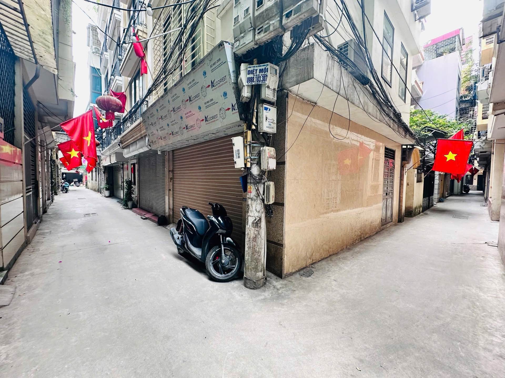 Bán nhà Bạch Đằng - diện tích 40m2 6 tầng - Ô TÔ VÀO NHÀ - giá 12,5 tỷ