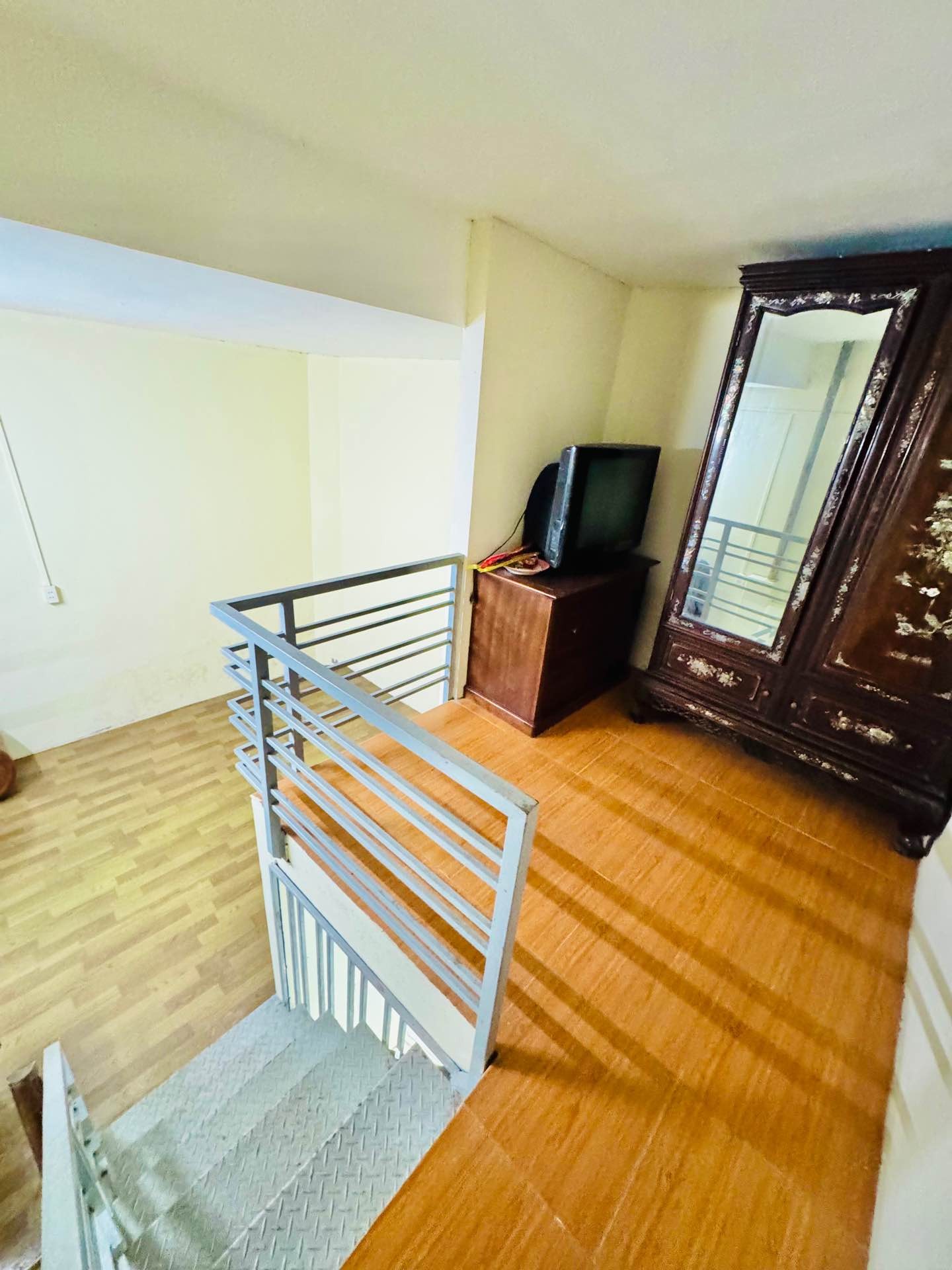 Bán nhà Thọ Lão - diện tích 40m2 4 tầng - Lô góc 3 mặt thoáng - giá 11,6 tỷ