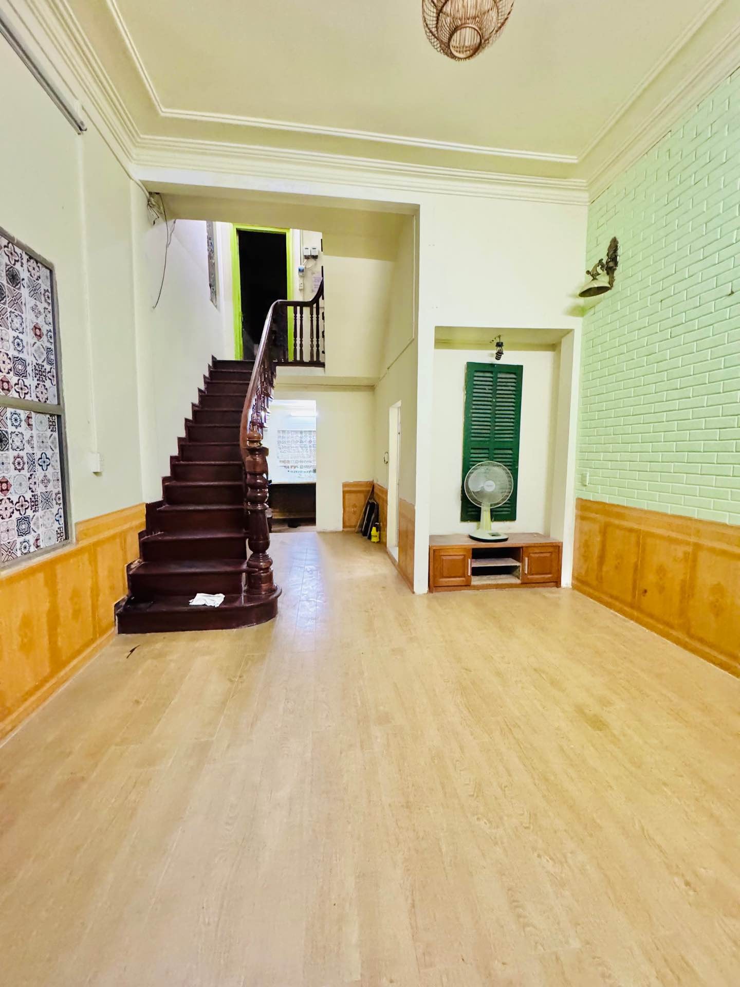 Bán nhà Thọ Lão - diện tích 40m2 4 tầng - Lô góc 3 mặt thoáng - giá 11,6 tỷ