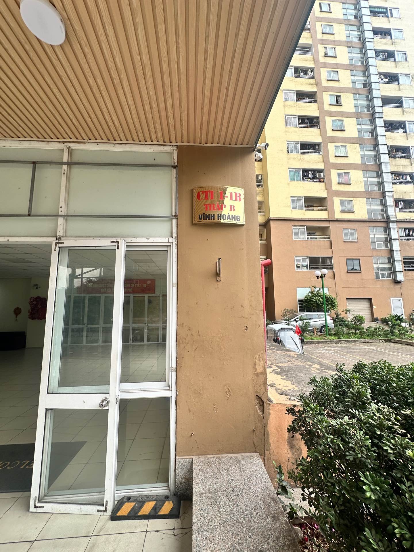 Bán nhà 1B Toà B - diện tích 77m2 3 tầng - Mặt phố ô tô tránh - giá 6 tỷ